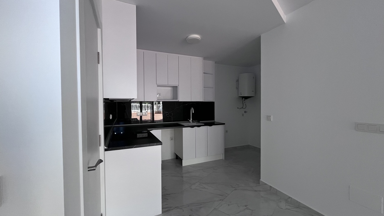 Bungalow à Torrevieja, Alicante, Espagne 2 chambres, 88 m2 No. 140310
