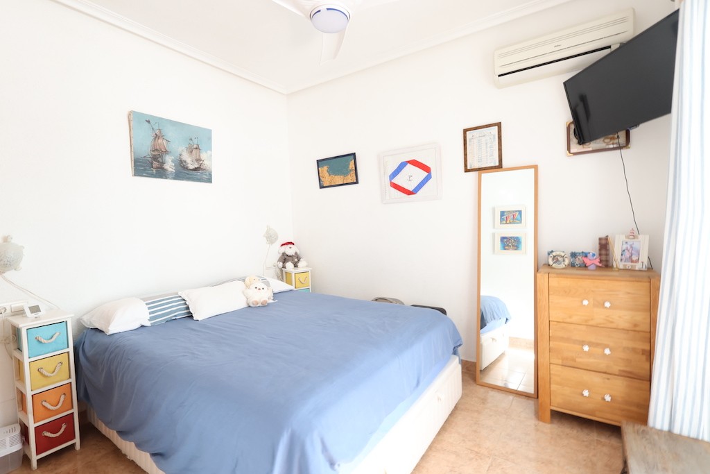 Villa en Playa Flamenca II, Alicante, España 2 dormitorios, 82 m2 No. 145295