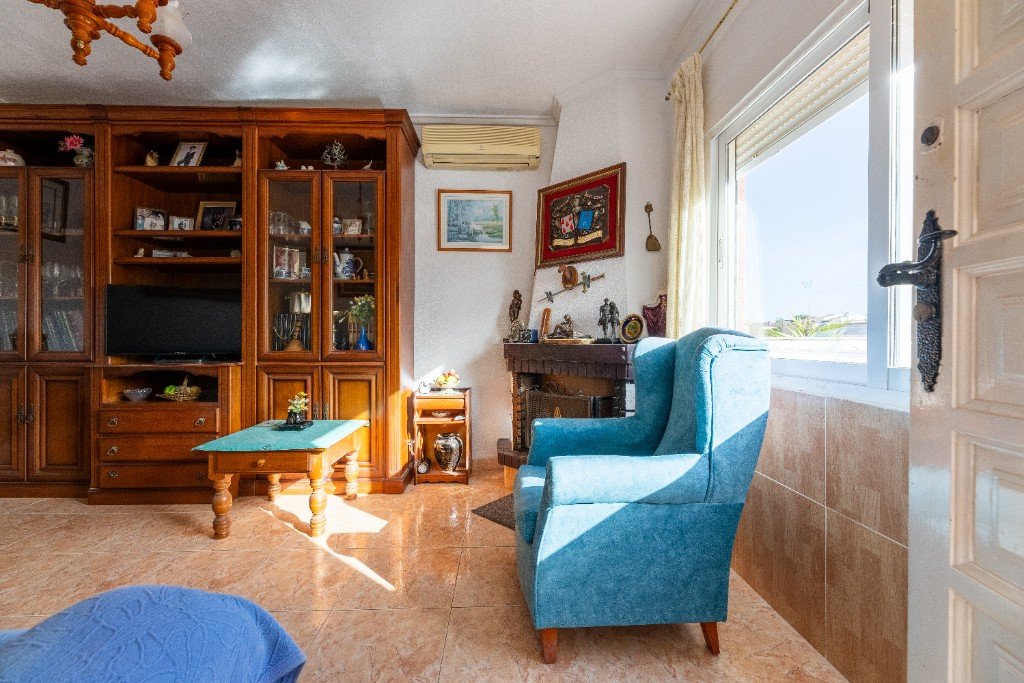 Villa Punta Prima, Alicante, Spānijā 4 istabas, 70 m2 Nr. 145296