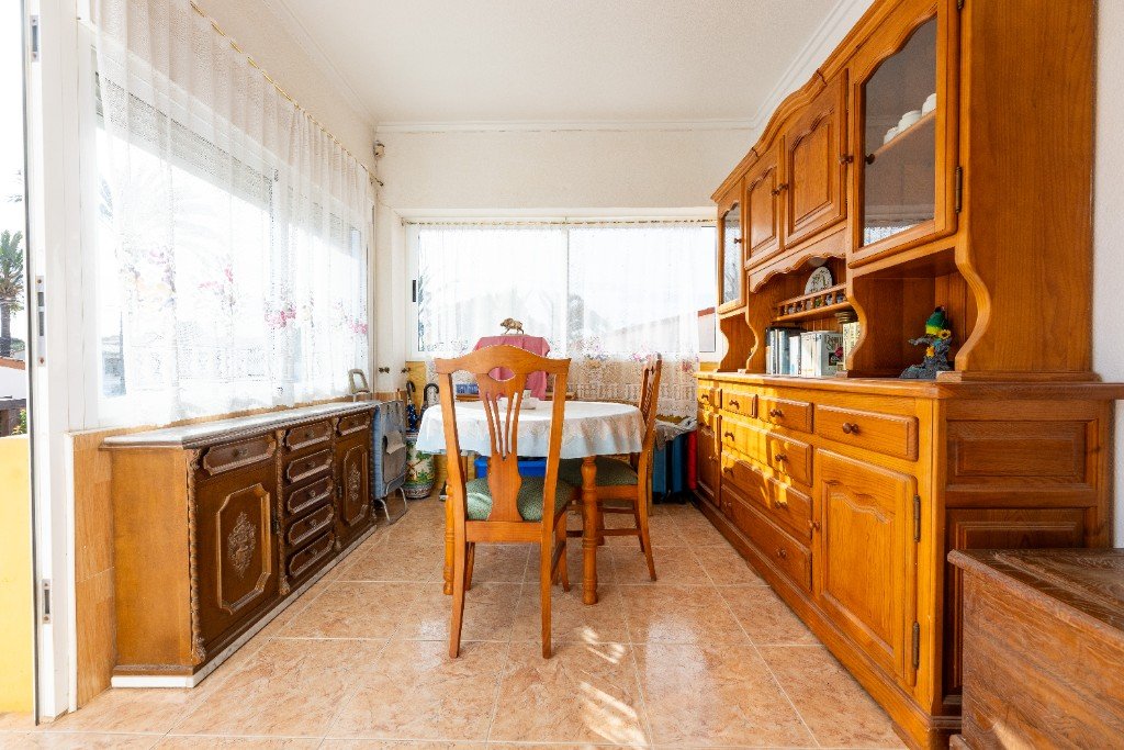 Villa Punta Prima, Alicante, Spānijā 4 istabas, 70 m2 Nr. 145296