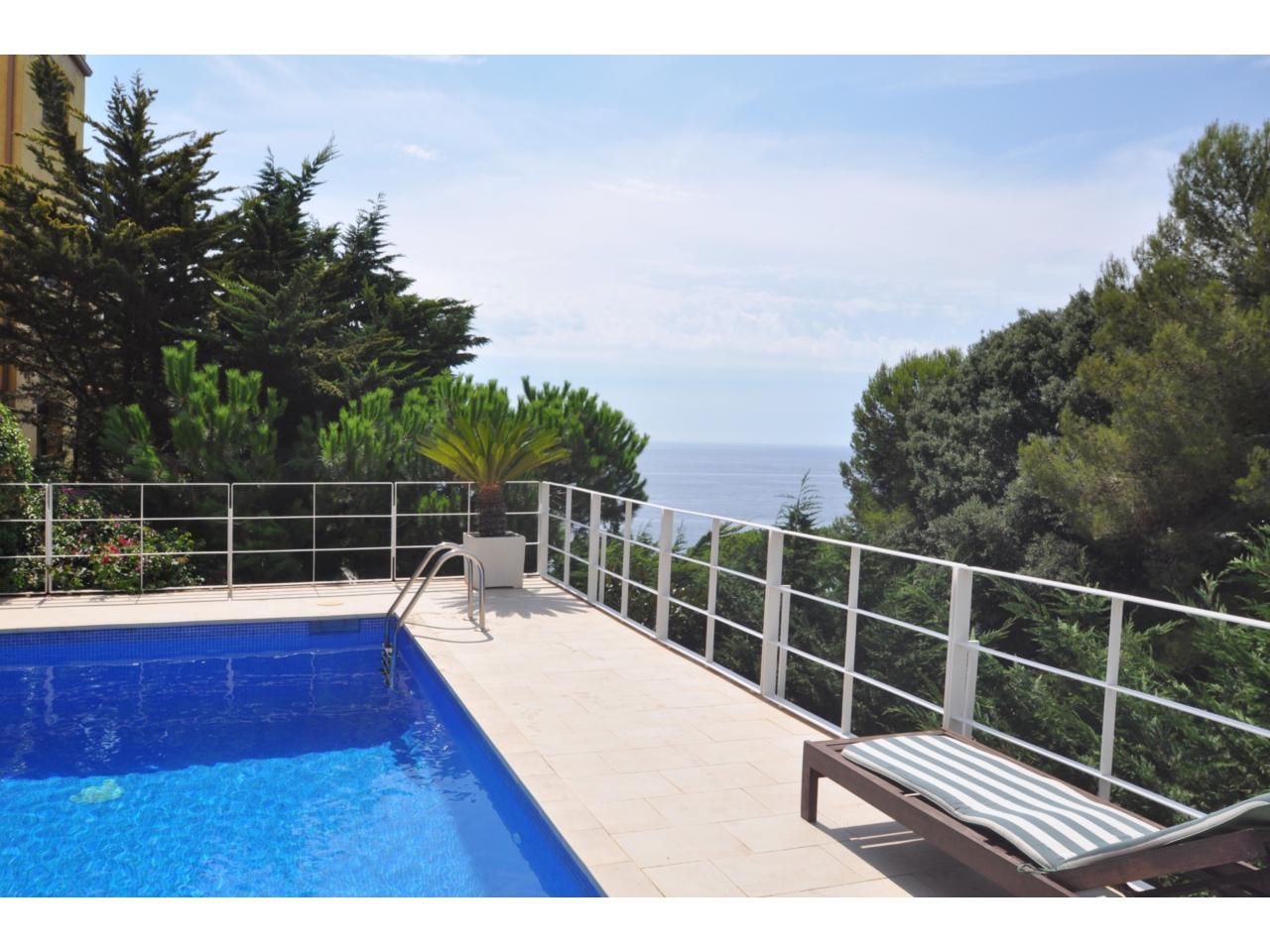 Dom w Lloret de Mar, Girona, Hiszpania 4 sypialnie,  nr 140817