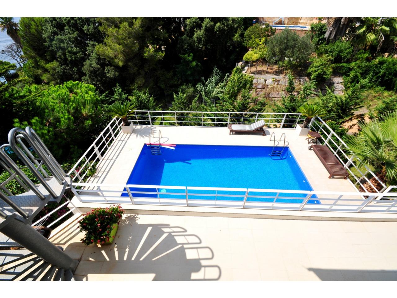 Dom w Lloret de Mar, Girona, Hiszpania 4 sypialnie,  nr 140817