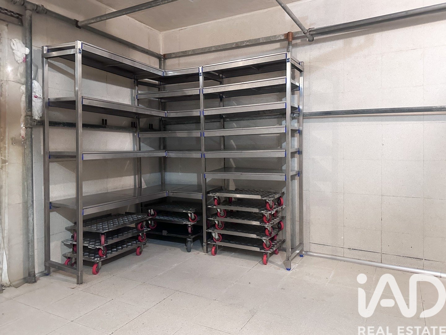 Commercial property à Burgos, Espagne 120 m2 No. 187851