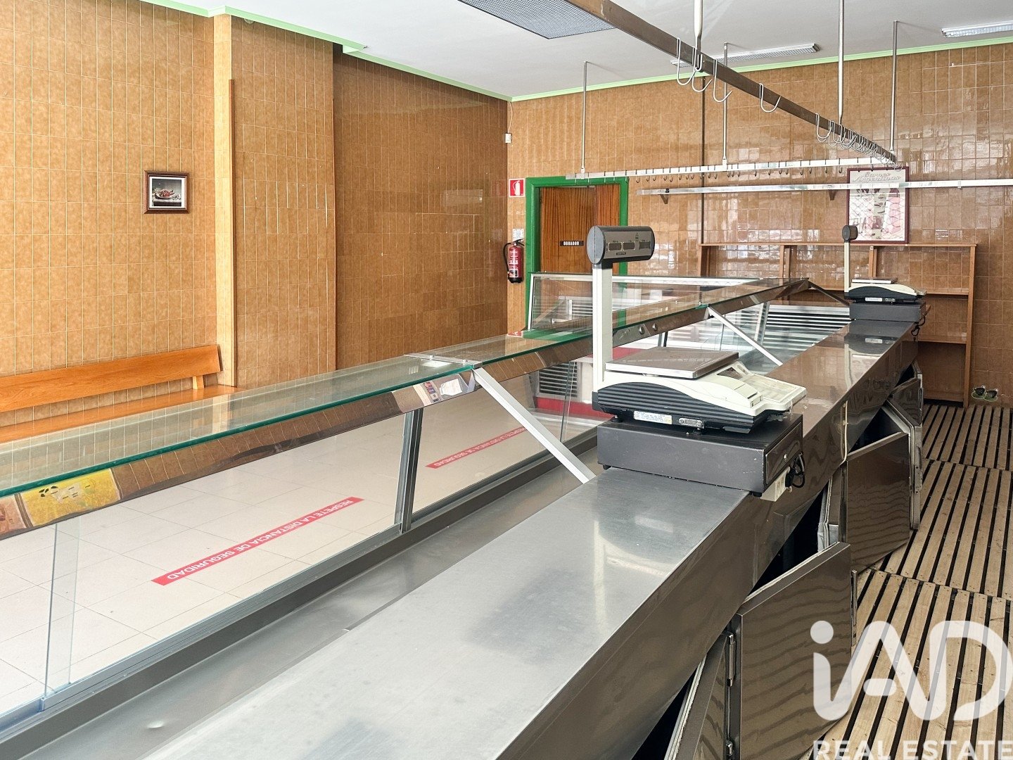 Commercial property à Burgos, Espagne 120 m2 No. 187851
