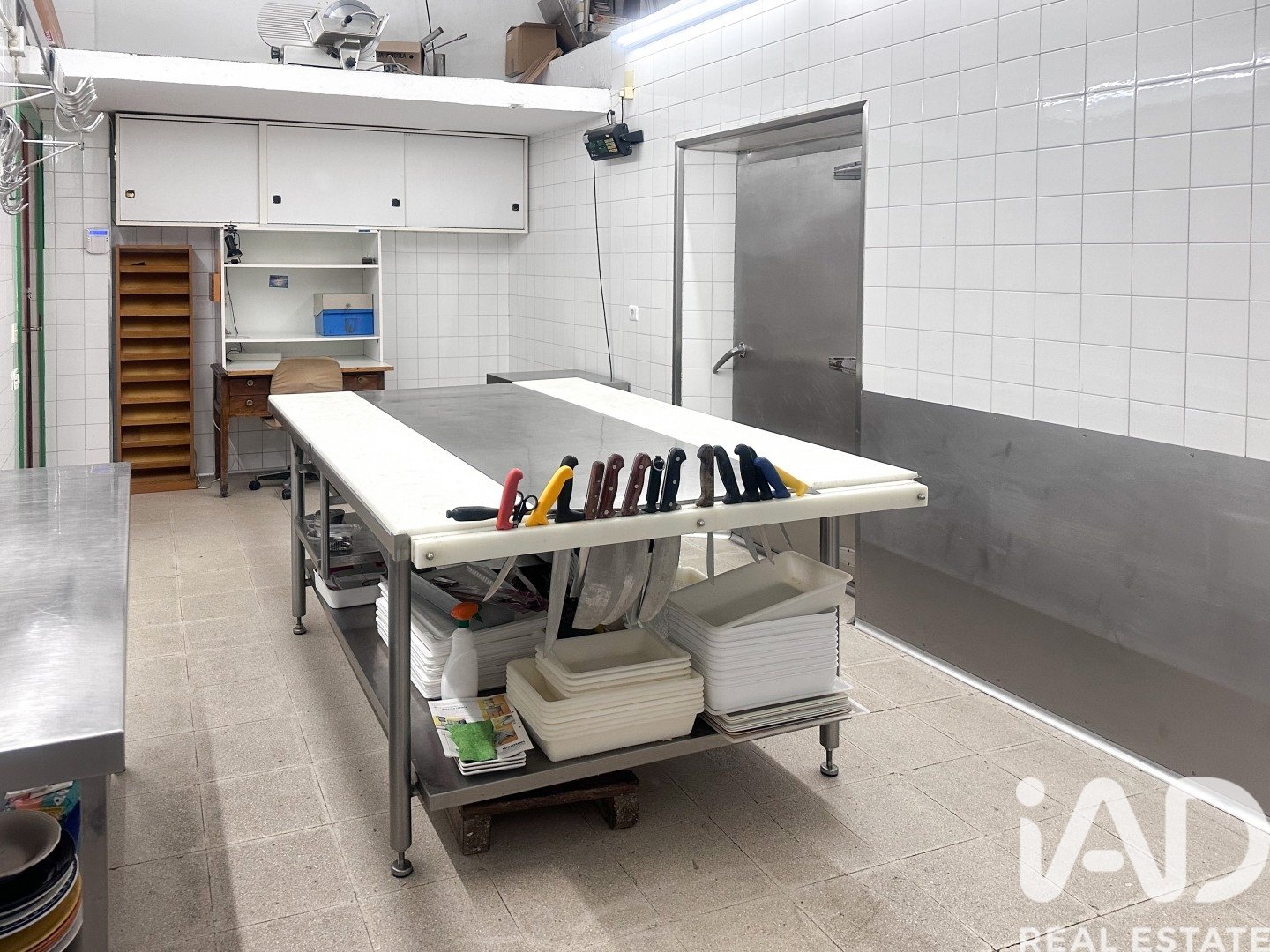 Commercial property à Burgos, Espagne 120 m2 No. 187851