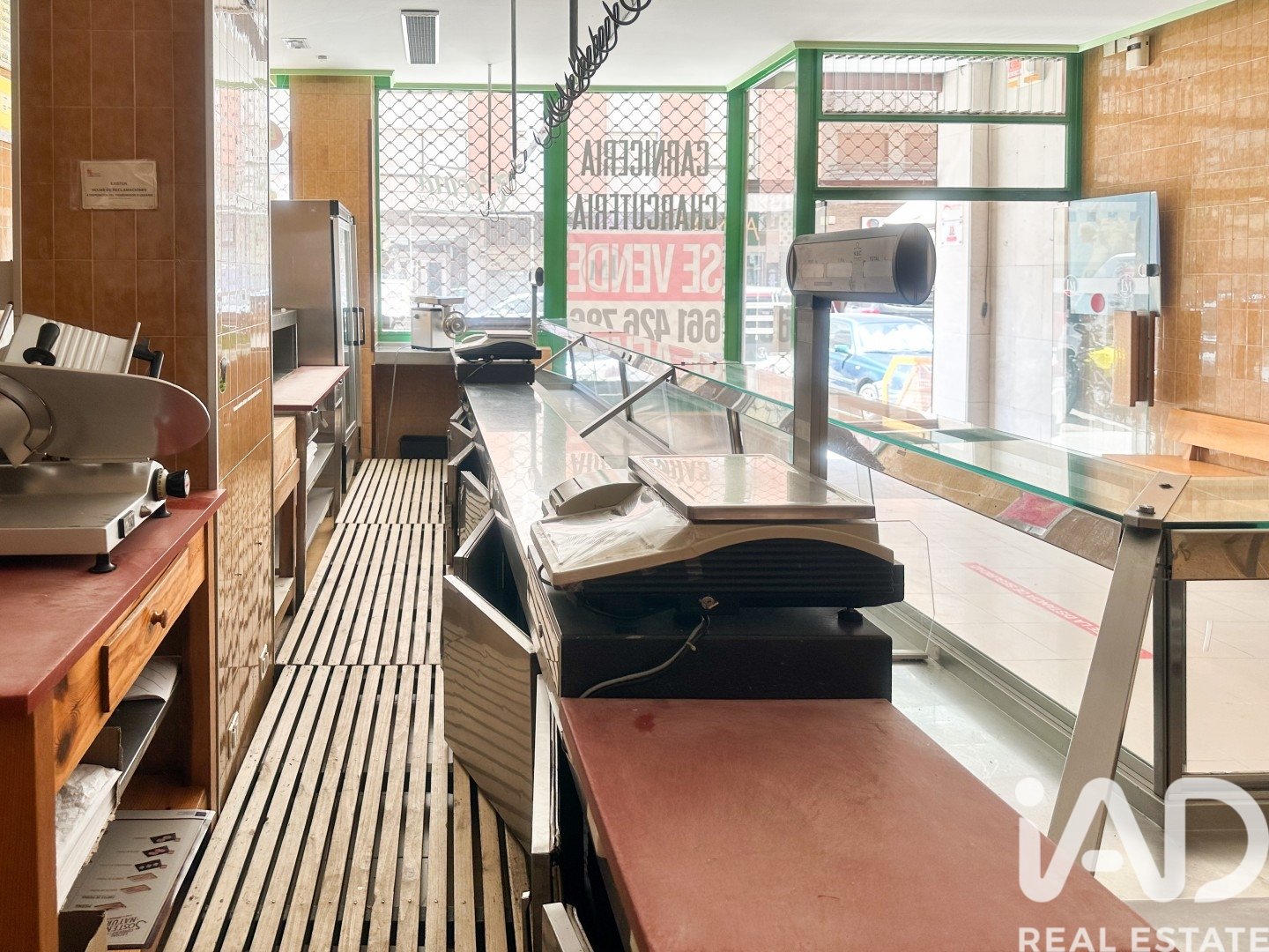 Commercial property à Burgos, Espagne 120 m2 No. 187851