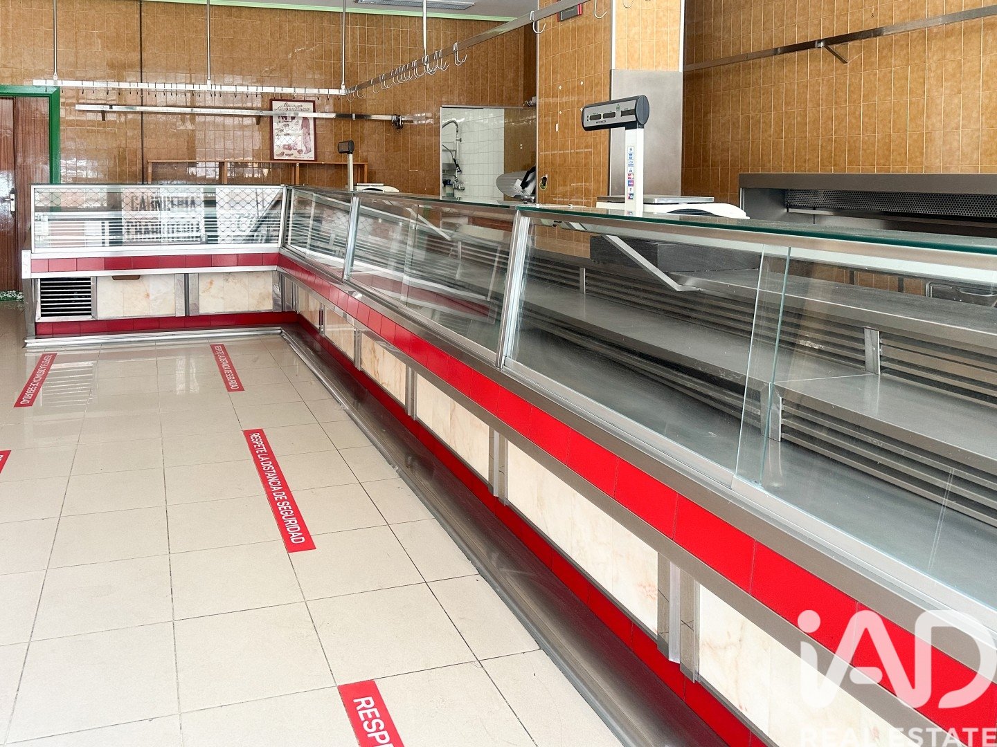 Commercial property à Burgos, Espagne 120 m2 No. 187851