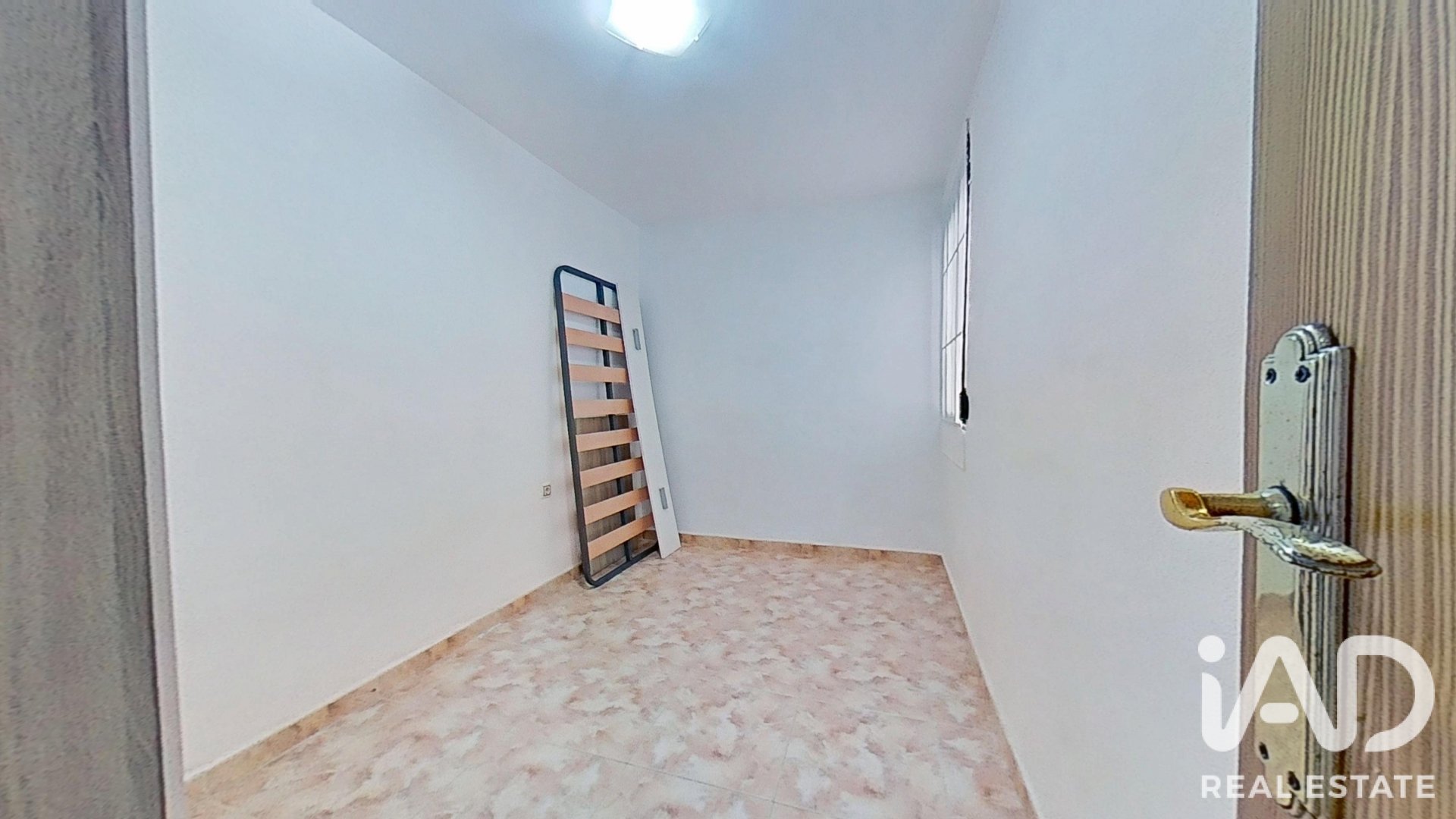 Apartamento en Castellón de la Plana, Castellón, España 3 dormitorios, 94 m2 No. 187854