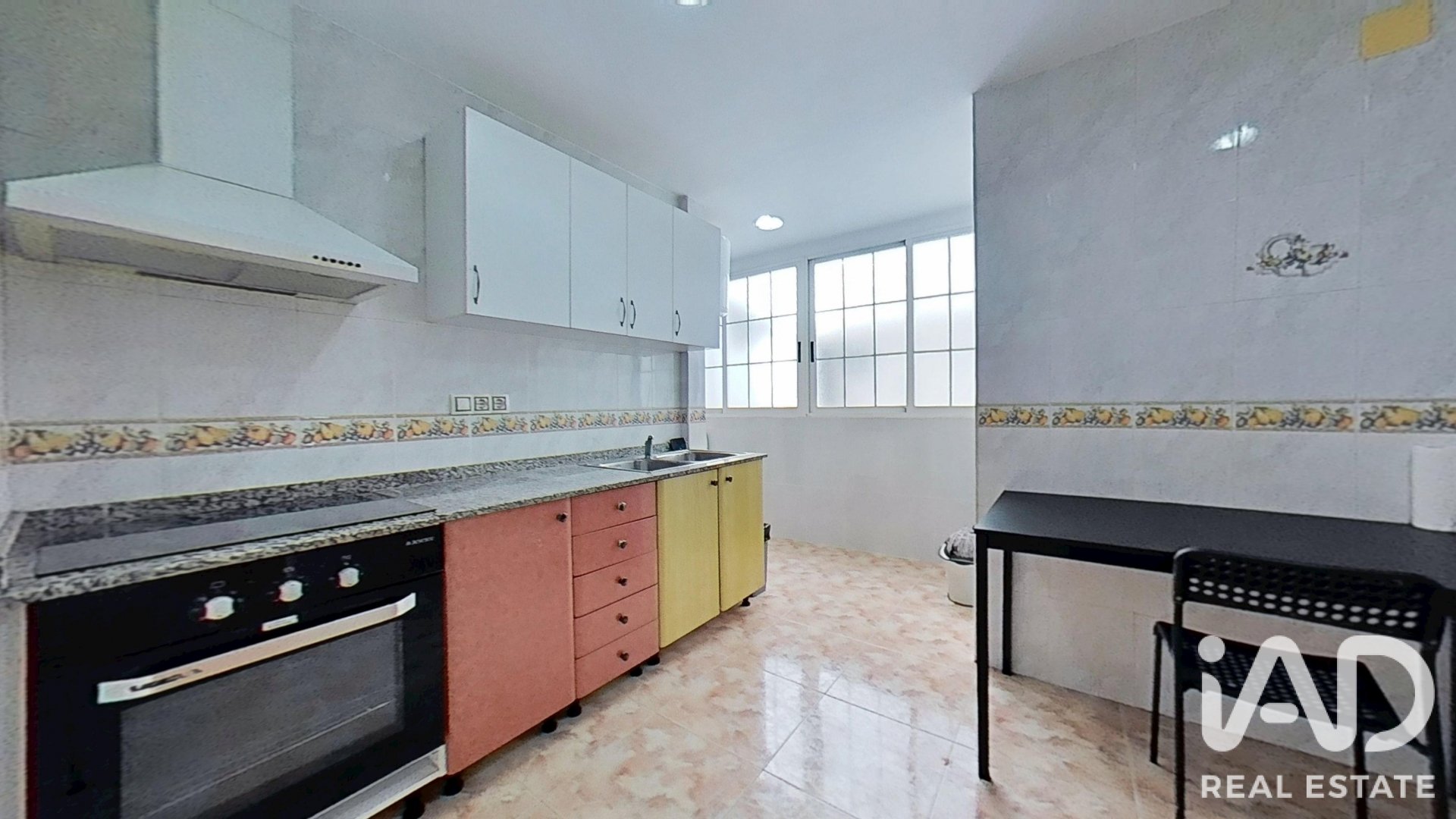 Apartamento en Castellón de la Plana, Castellón, España 3 dormitorios, 94 m2 No. 187854