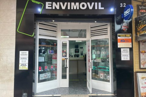 Commercial property in Torrevieja, Alicante, Spain 96 sq.m. No. 154776