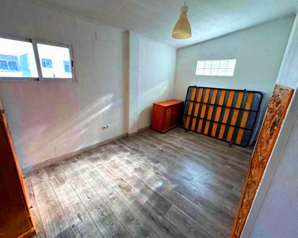 Villa in Cox, Alicante, Spain 10 bedrooms, 600 sq.m. No. 154777