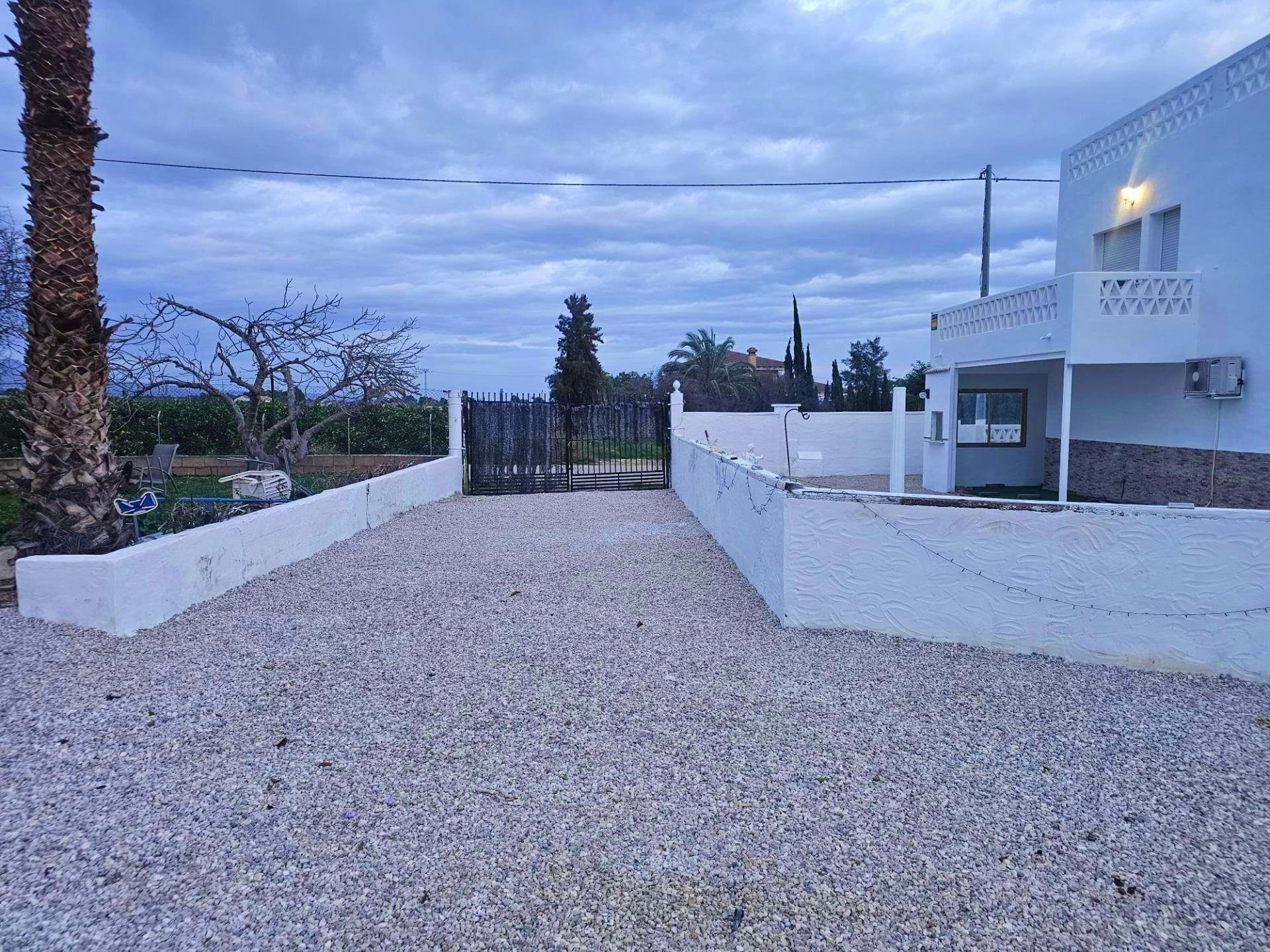 Villa in Cox, Alicante, Spain 10 bedrooms, 600 sq.m. No. 154777