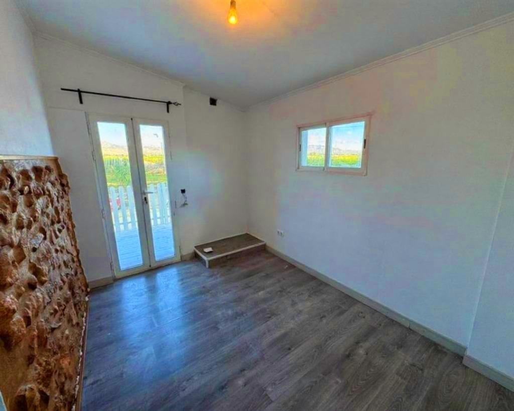 Villa in Cox, Alicante, Spain 10 bedrooms, 600 sq.m. No. 154777