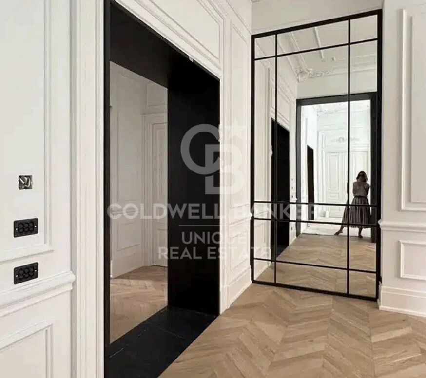 Apartment à Madrid, Espagne 3 chambres, 250 m2 No. 157300