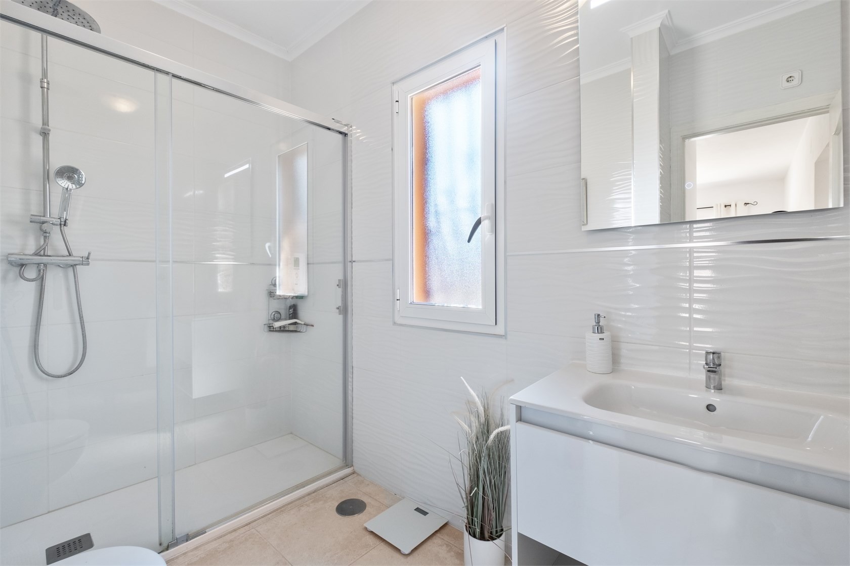 Paritalo Albir, Alicante, Espanja 4 makuuhuonetta, 176 m2 No. 180004