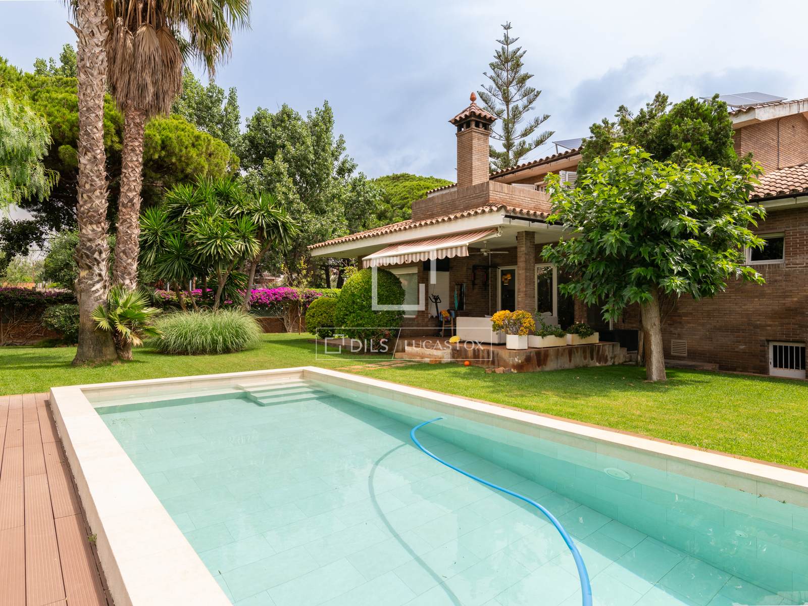 Villa Castelldefels, Barcelona, Spānijā 7 istabas, 351 m2 Nr. 192875