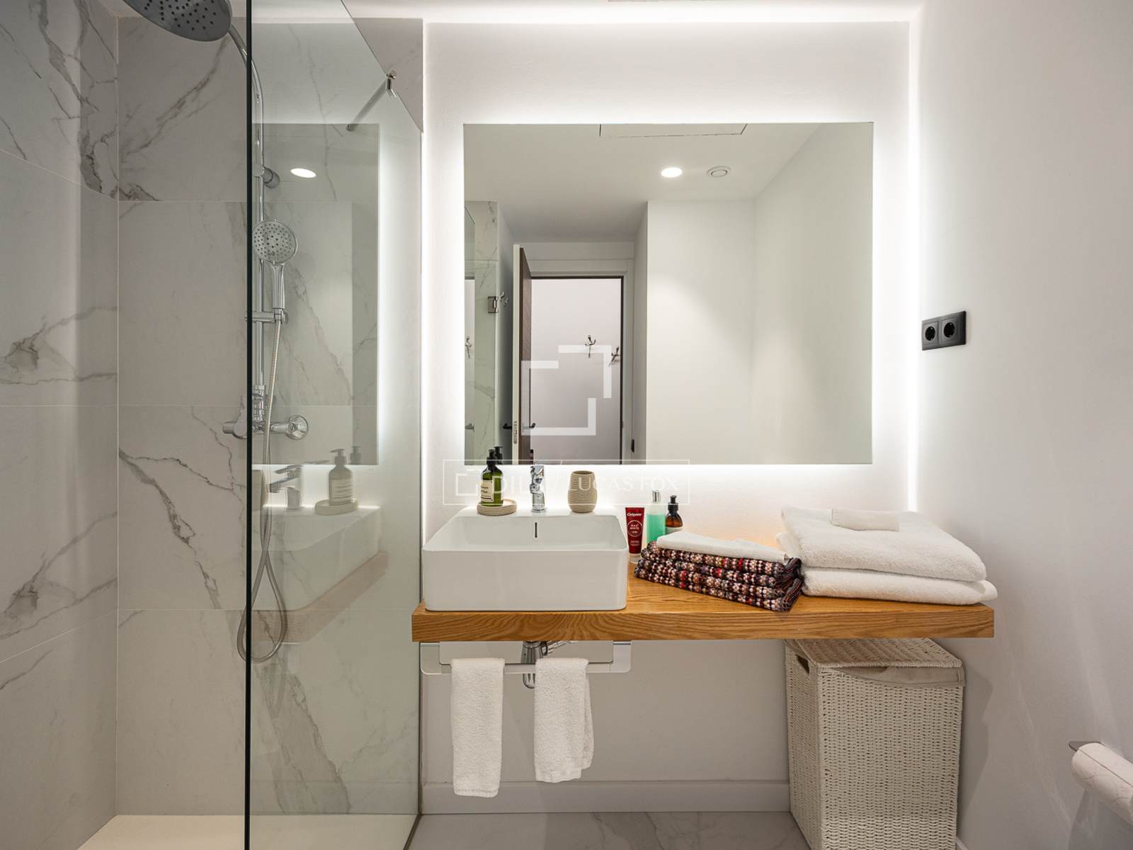 Apartment in Barcelona, Spain 2 bedrooms, 95 sq.m. No. 192644