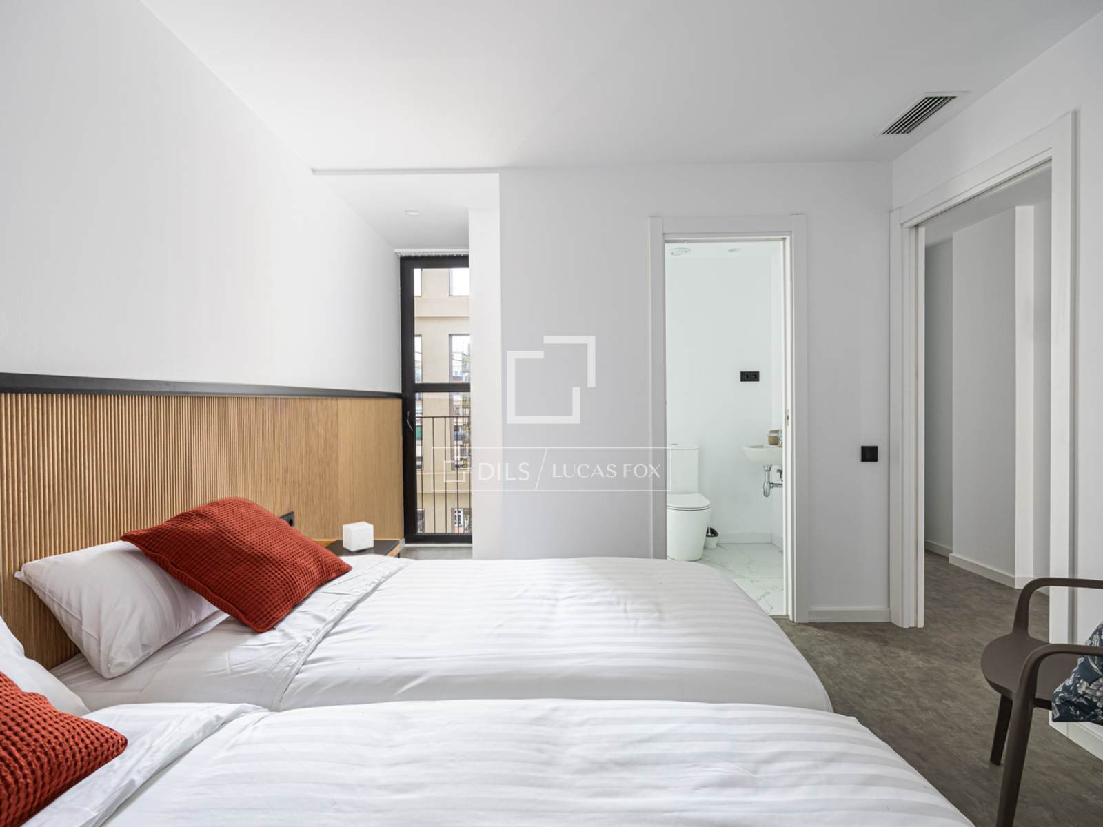 Penthouse w Barcelona, Hiszpania 2 sypialnie, 88 mkw. nr 192643