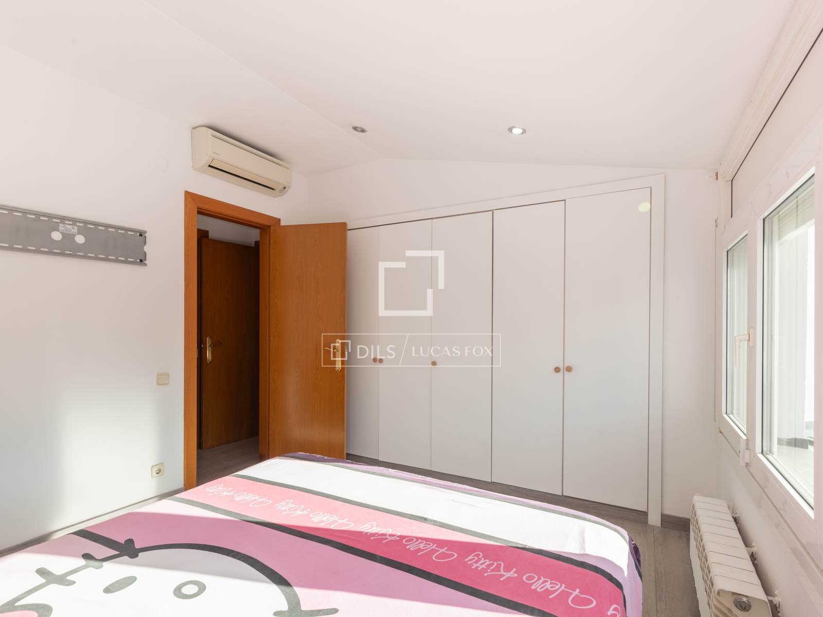 Villa Sant Cugat Del Valles, Barcelona, Spānijā 4 istabas, 435 m2 Nr. 192876