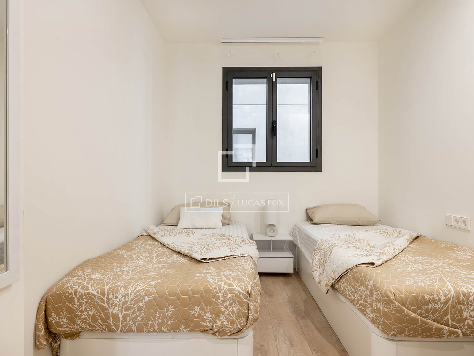 Dzīvoklis Barcelona, Spānijā 2 istabas, 79 m2 Nr. 192874