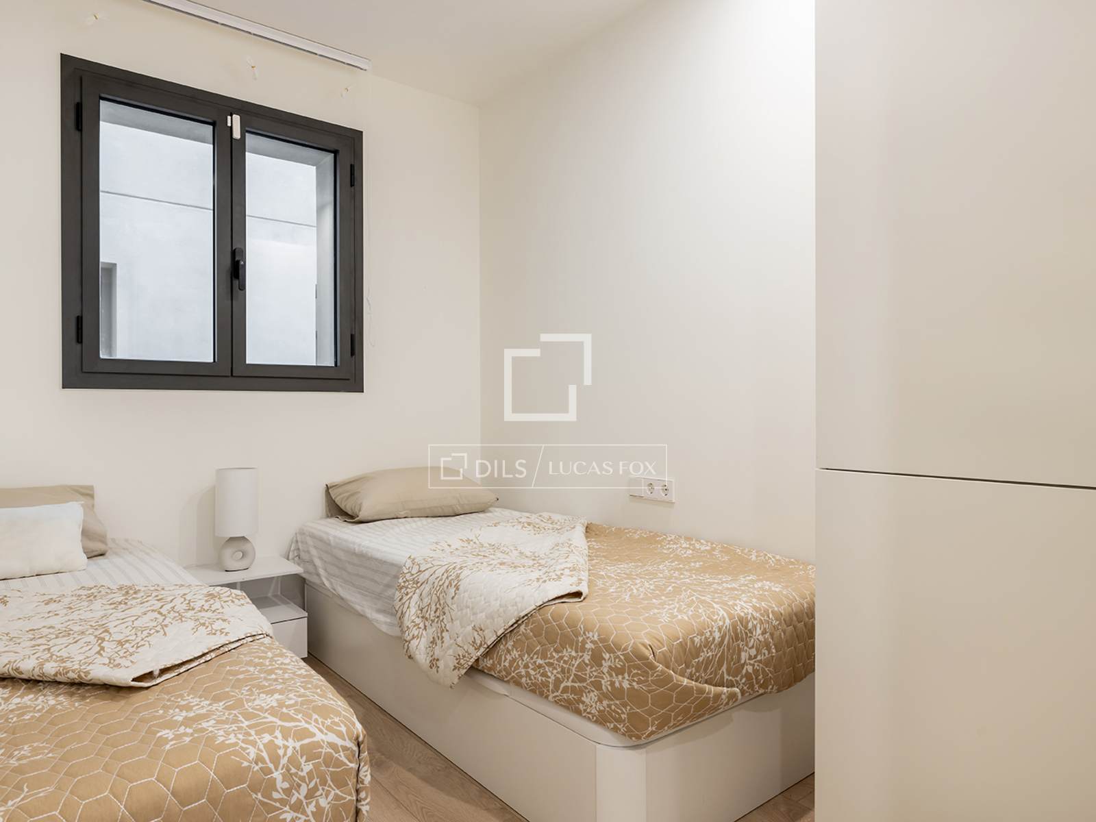 Dzīvoklis Barcelona, Spānijā 2 istabas, 79 m2 Nr. 192874