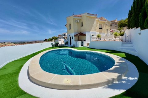 Villa in Ciudad Quesada, Alicante, Spain 5 bedrooms, 265 sq.m. No. 80931