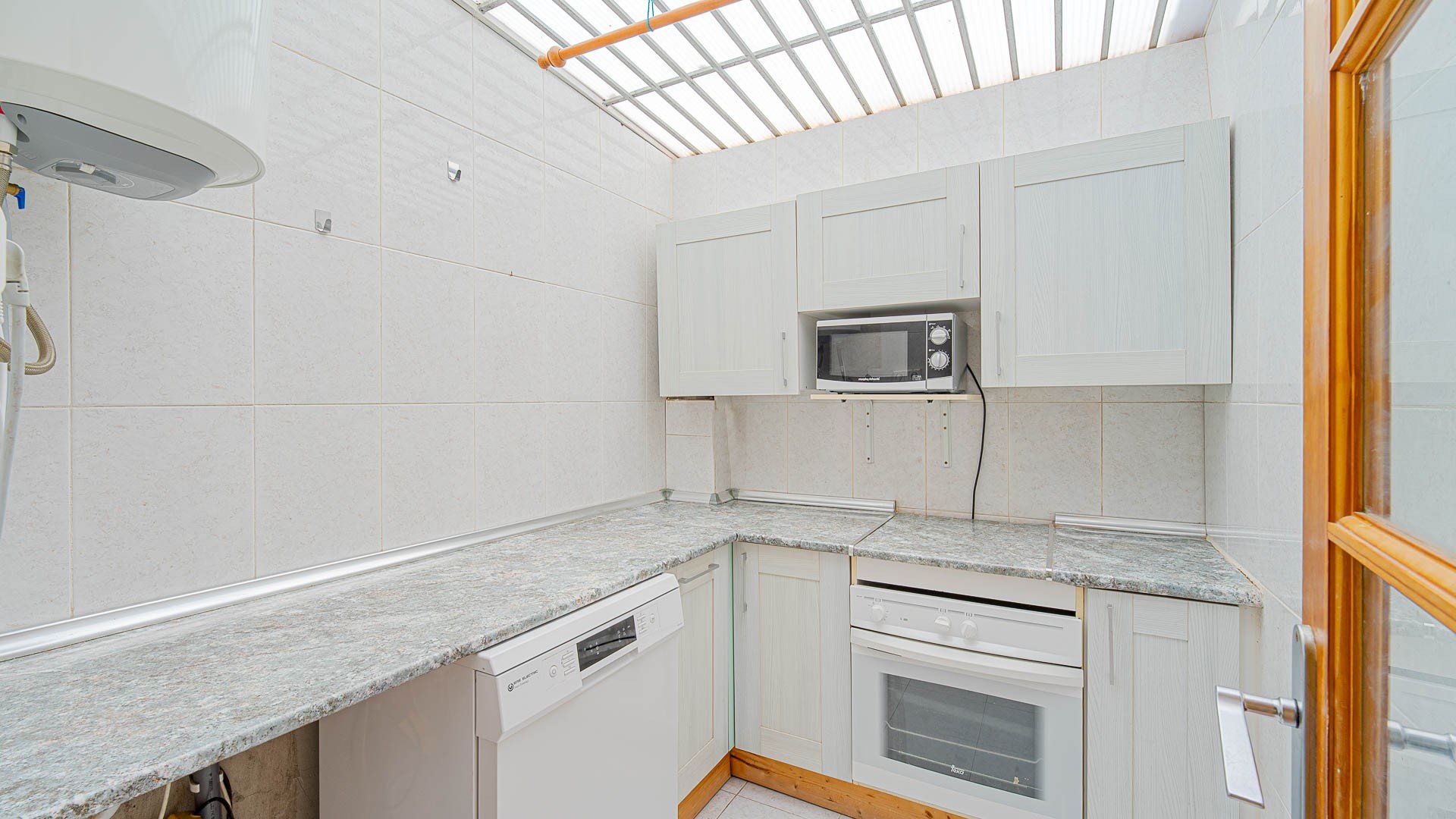 Apartment in Alicante, Spain 2 bedrooms, 59 sq.m. No. 190142