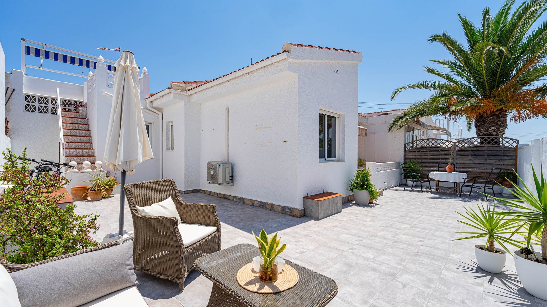Apartment in Alicante, Spain 2 bedrooms, 59 sq.m. No. 190142