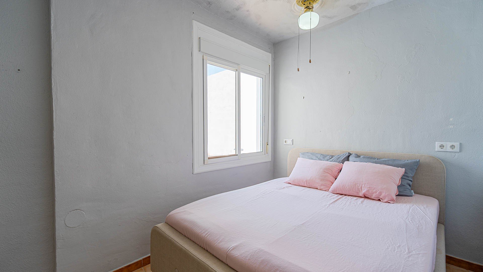 Apartment in Alicante, Spain 2 bedrooms, 59 sq.m. No. 190142