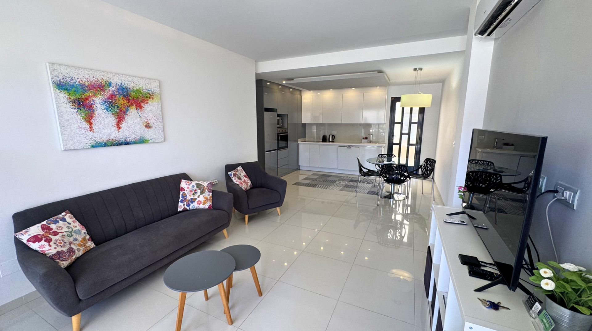 Apartamento en Torre de la Horadada, Alicante, España 2 dormitorios, 61 m2 No. 190141