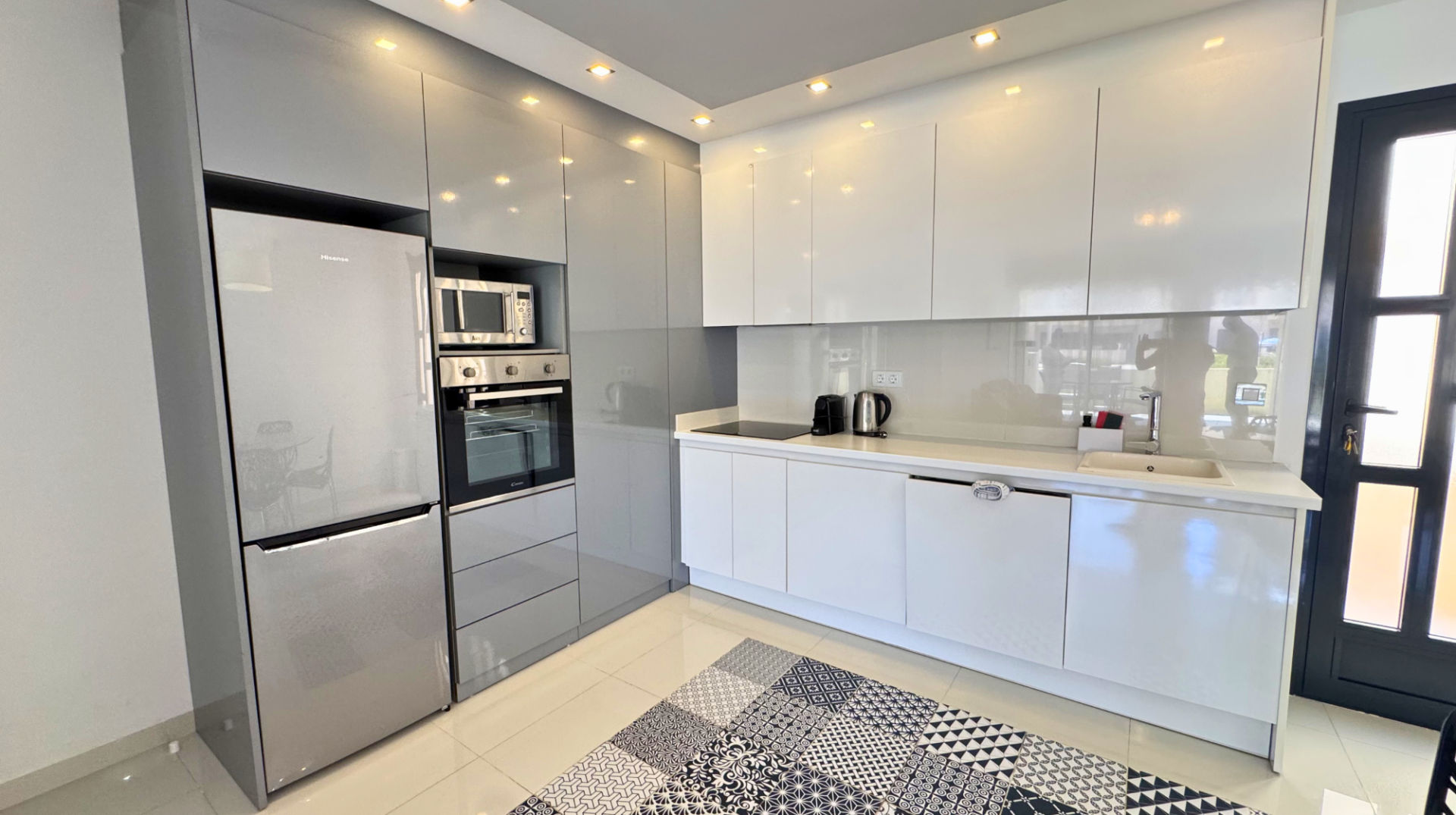 Apartamento en Torre de la Horadada, Alicante, España 2 dormitorios, 61 m2 No. 190141