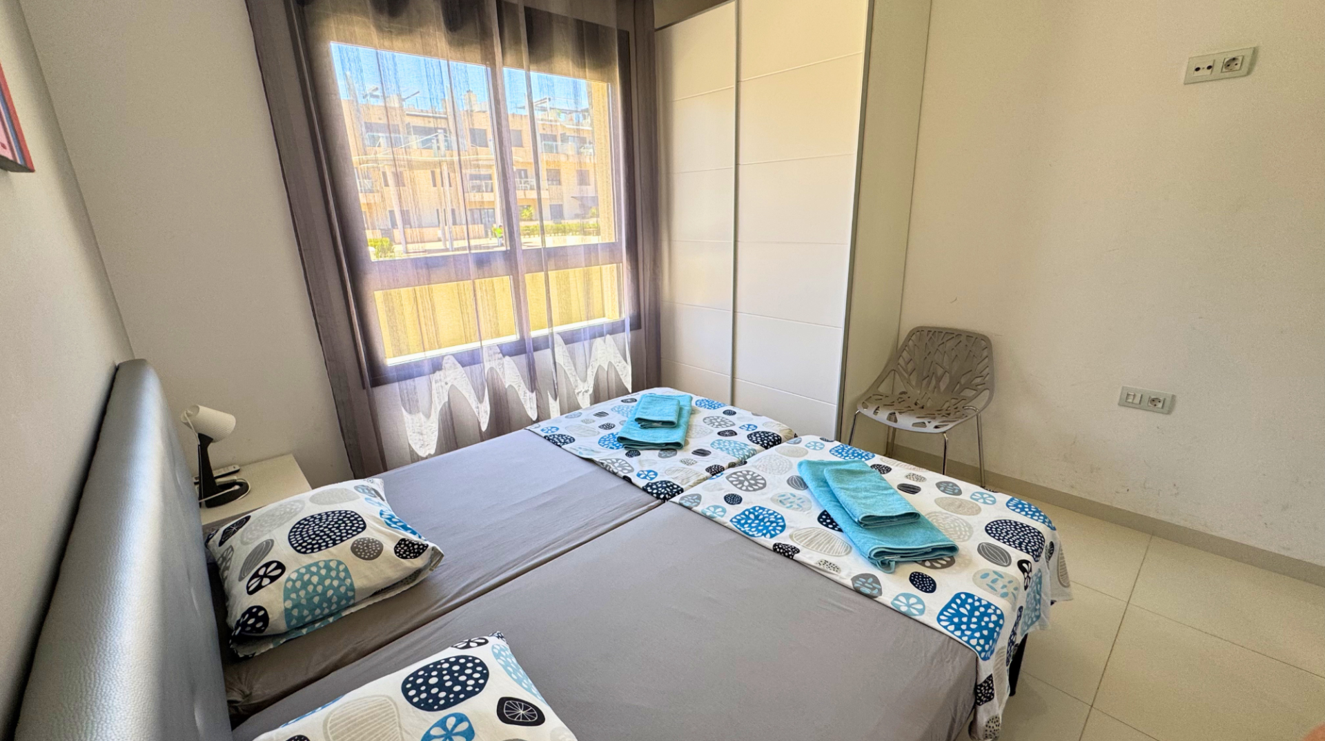 Apartamento en Torre de la Horadada, Alicante, España 2 dormitorios, 61 m2 No. 190141