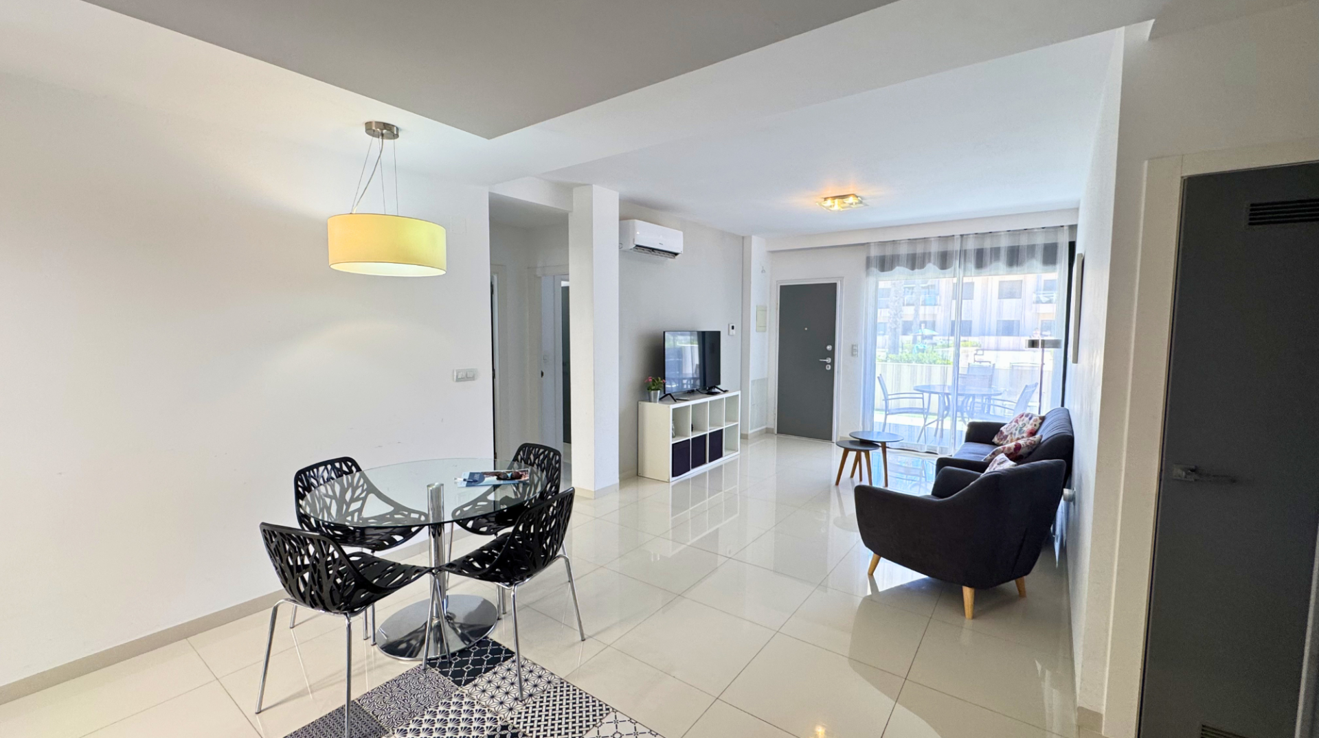 Apartamento en Torre de la Horadada, Alicante, España 2 dormitorios, 61 m2 No. 190141