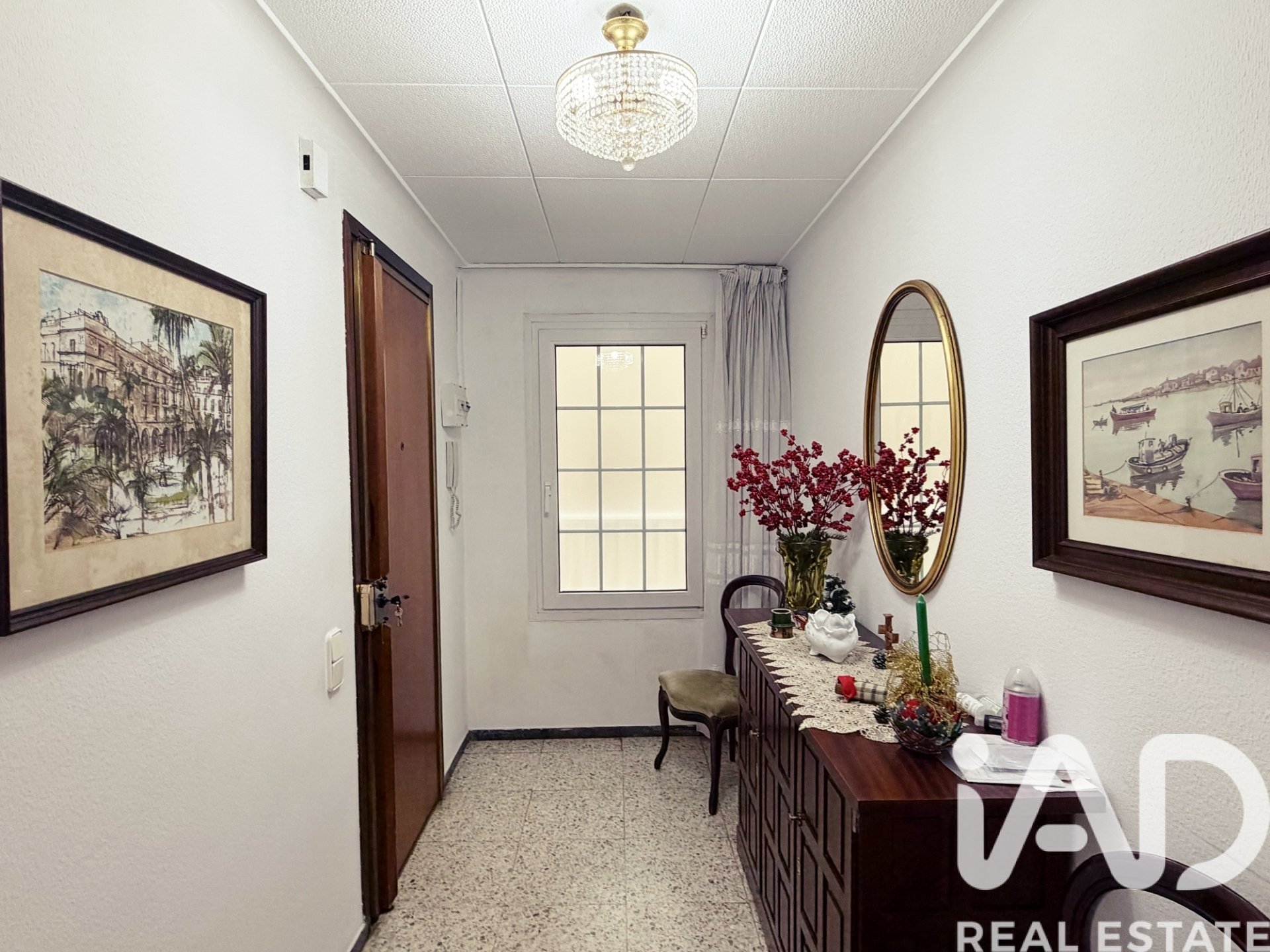 Apartment in Calella, Barcelona, Spain 4 bedrooms, 127 sq.m. No. 172660