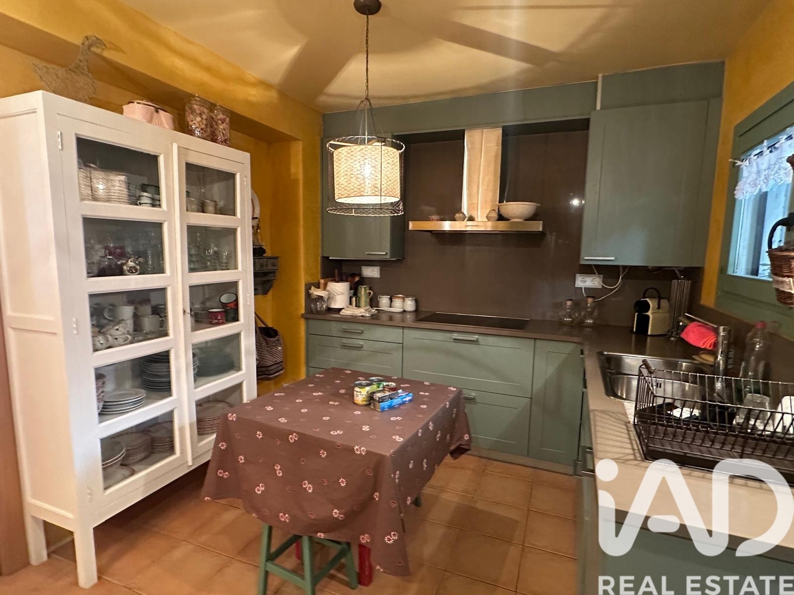 Hus i La Vall de Boi, Lleida, Spanien 4 sovrum, 356 kvm. Nr. 172663