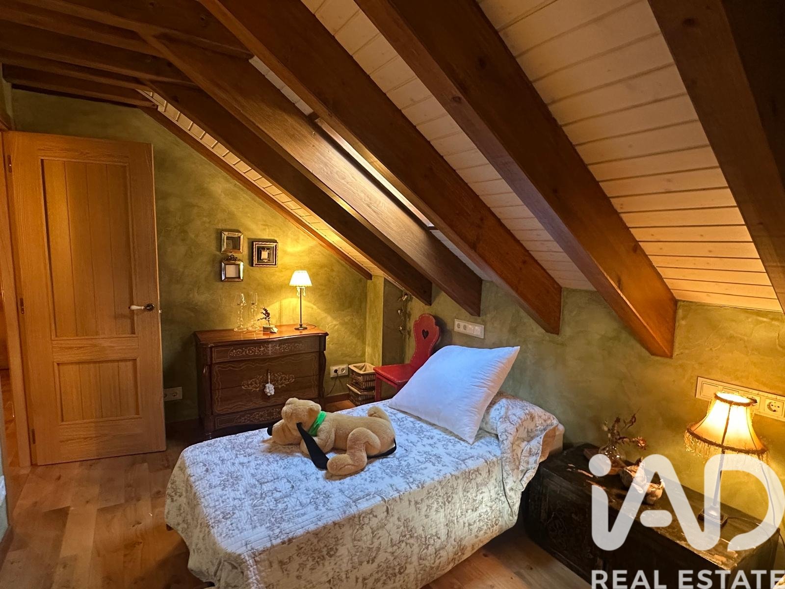 Hus i La Vall de Boi, Lleida, Spanien 4 sovrum, 356 kvm. Nr. 172663