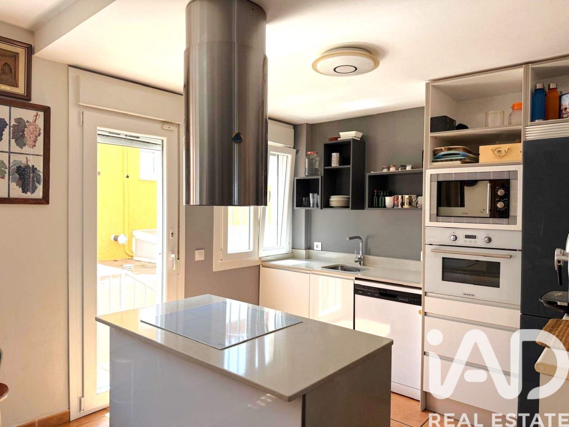Townhouse in Tarifa, Cadiz, Spain 3 bedrooms, 164 sq.m. No. 172657