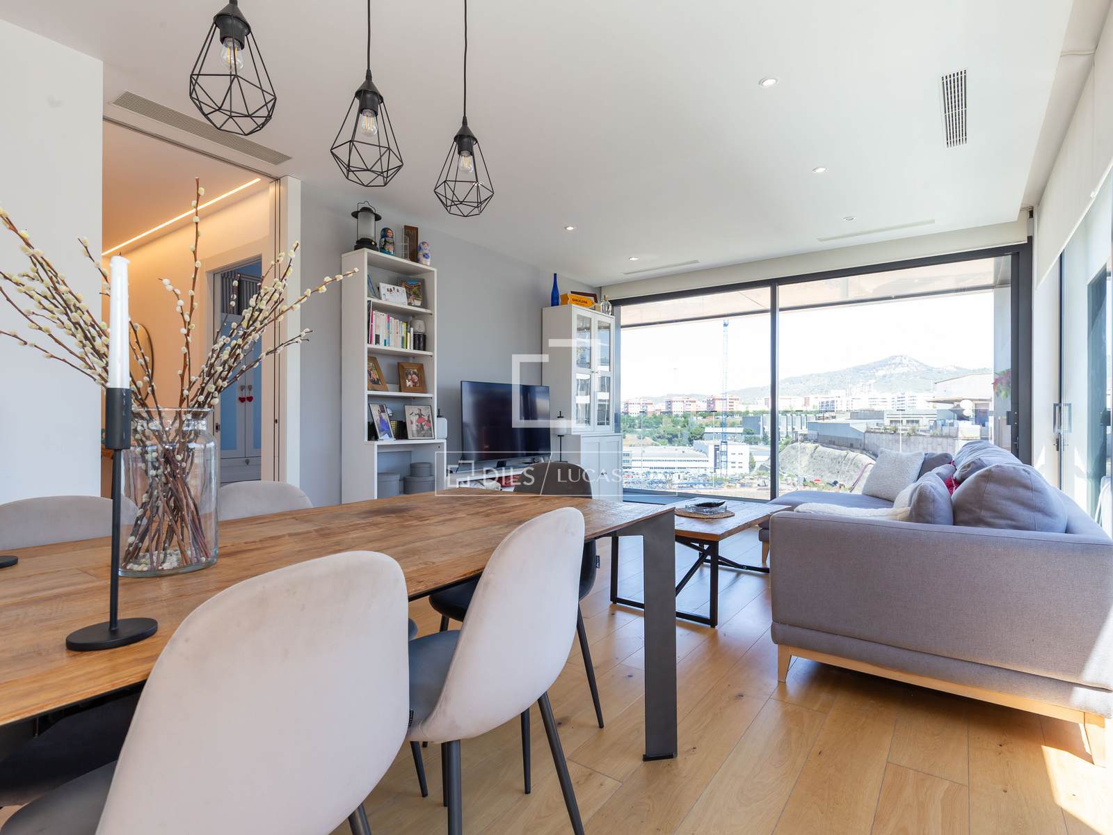 Wohnung in Sant Just Desvern, Barcelona, Spanien 4 Schlafzimmer, 129 m2 Nr. 168308