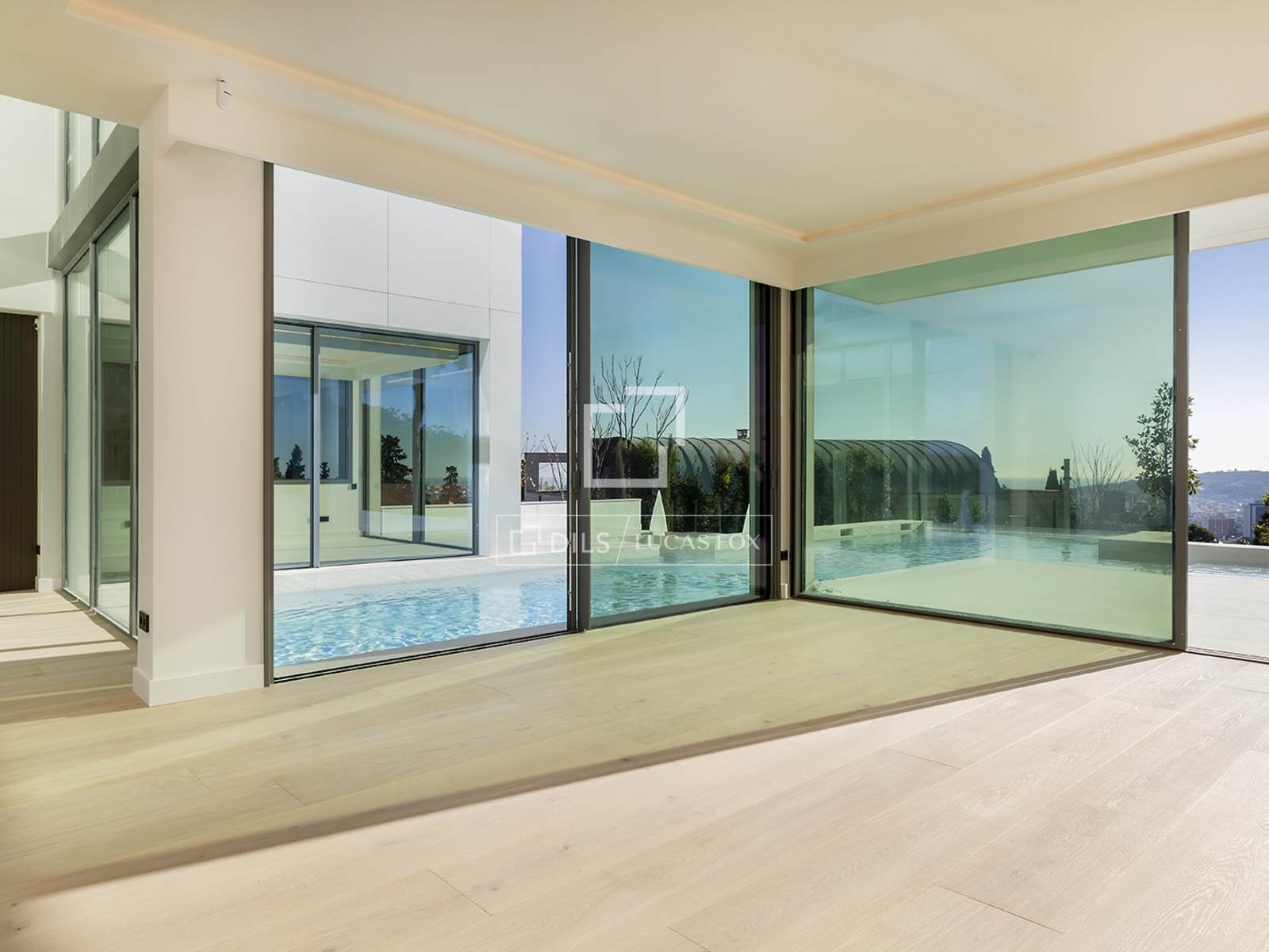 Villa in Barcelona, Spanien 8 Schlafzimmer, 1148 m2 Nr. 150218