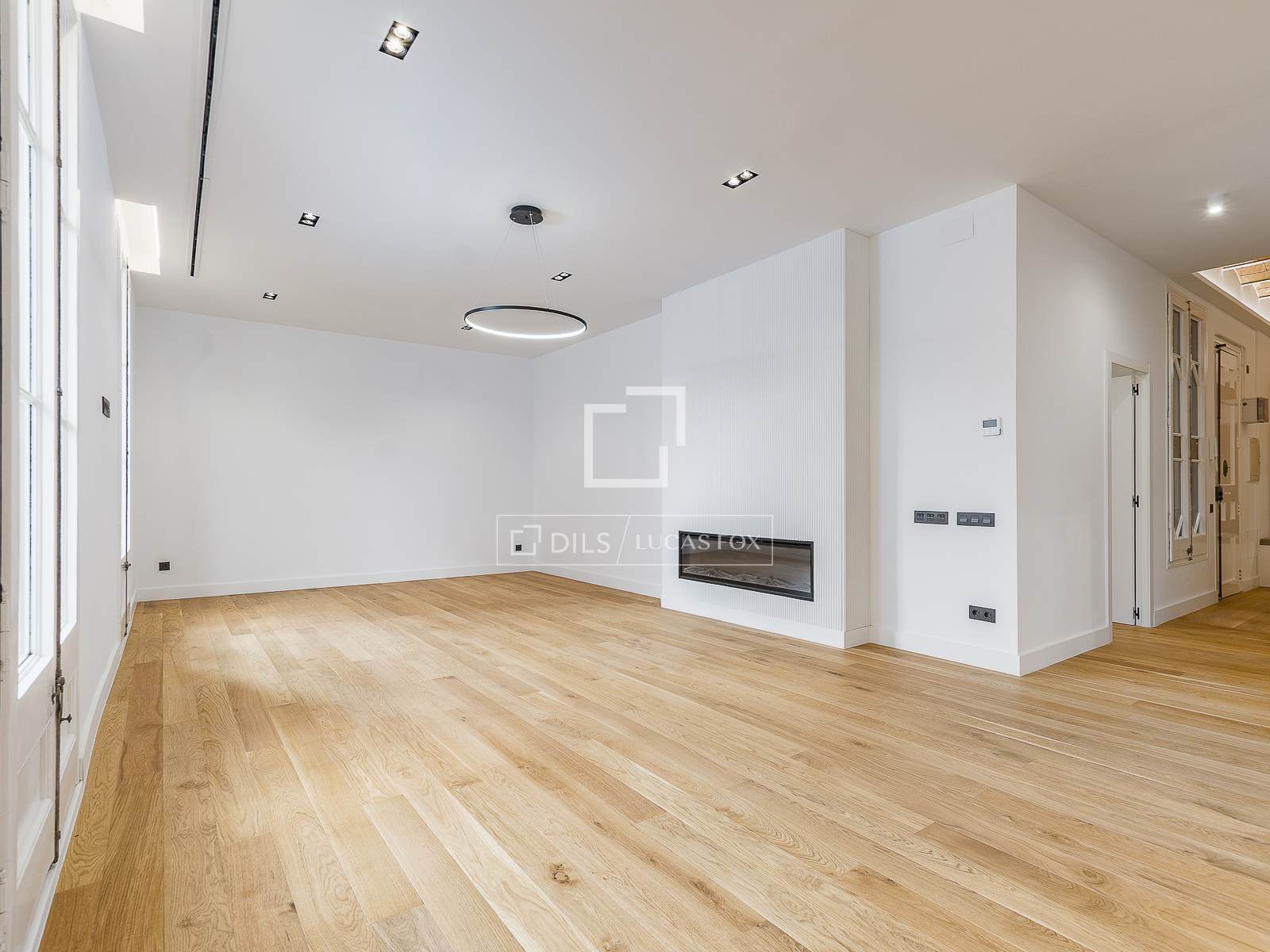 Квартира в Барселона, Испания 4 спальни, 140м2 №150216