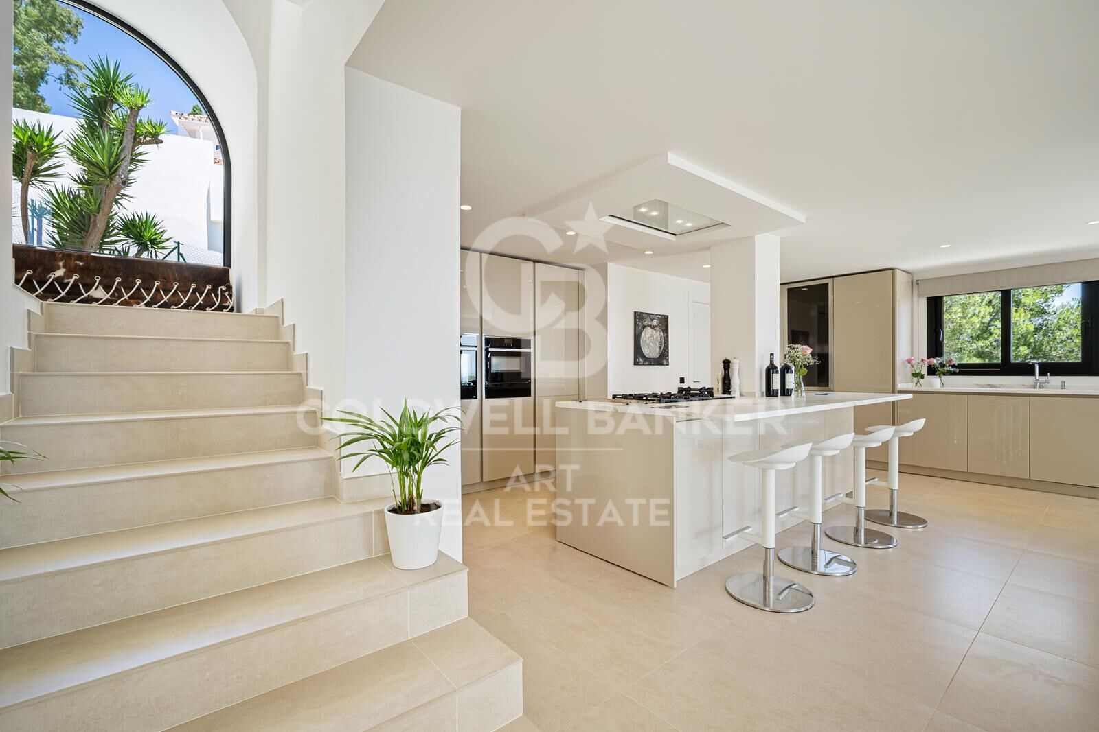 Villa en Marbella, Málaga, España 5 dormitorios, 436 m2 No. 158382