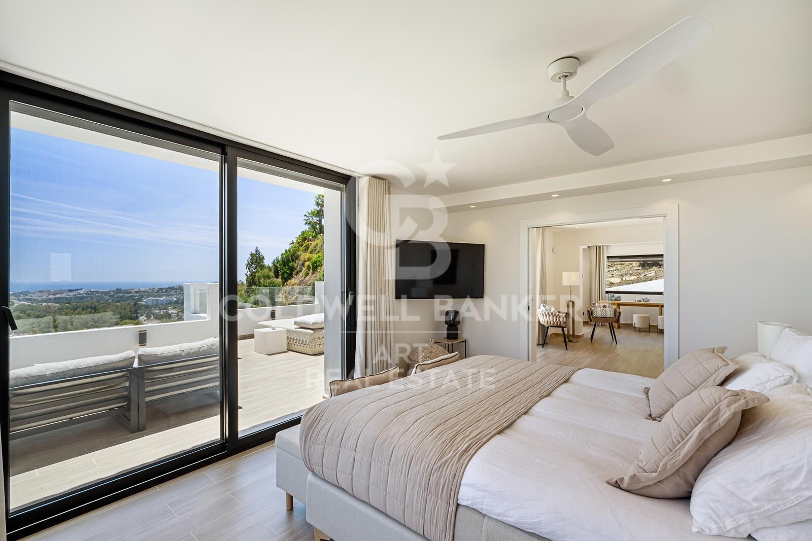 Villa en Marbella, Málaga, España 5 dormitorios, 436 m2 No. 158382