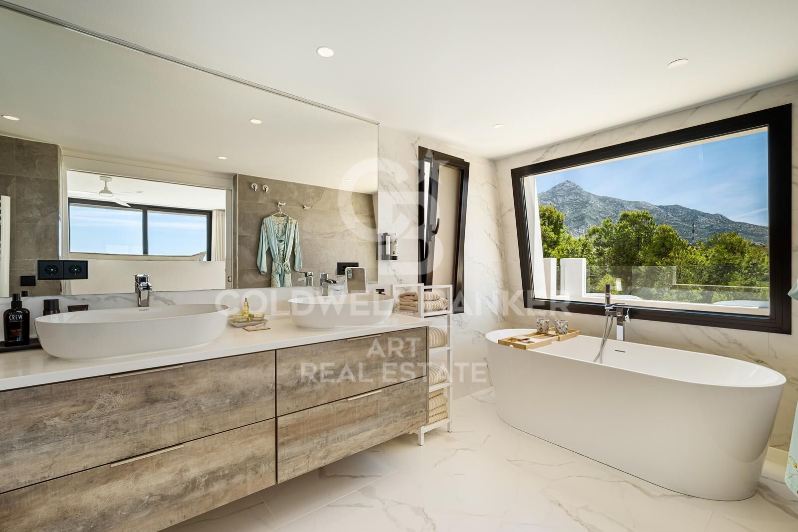 Villa en Marbella, Málaga, España 5 dormitorios, 436 m2 No. 158382