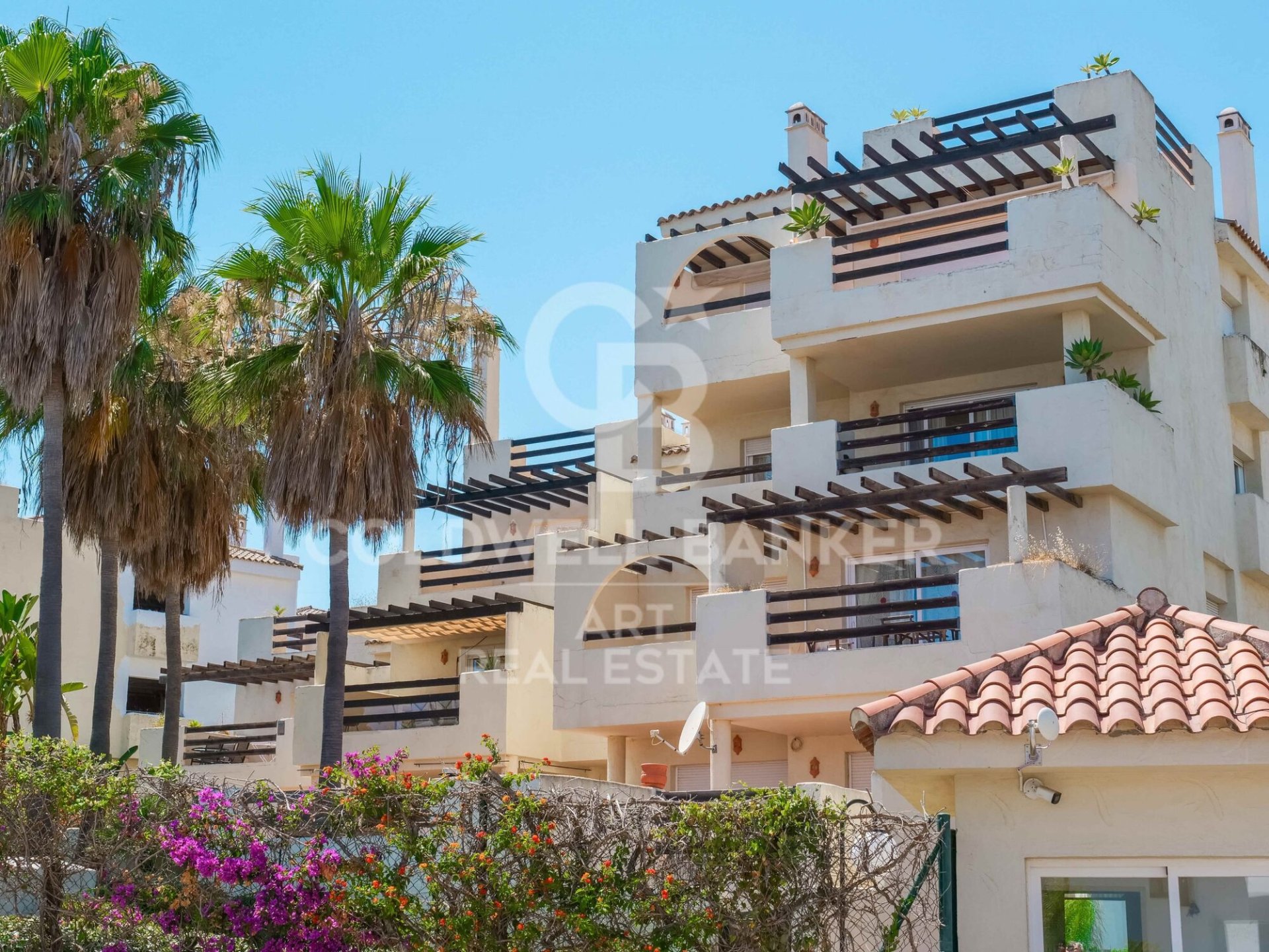 Lägenhet i Estepona, Malaga, Spanien 2 sovrum, 213 kvm. Nr. 158386