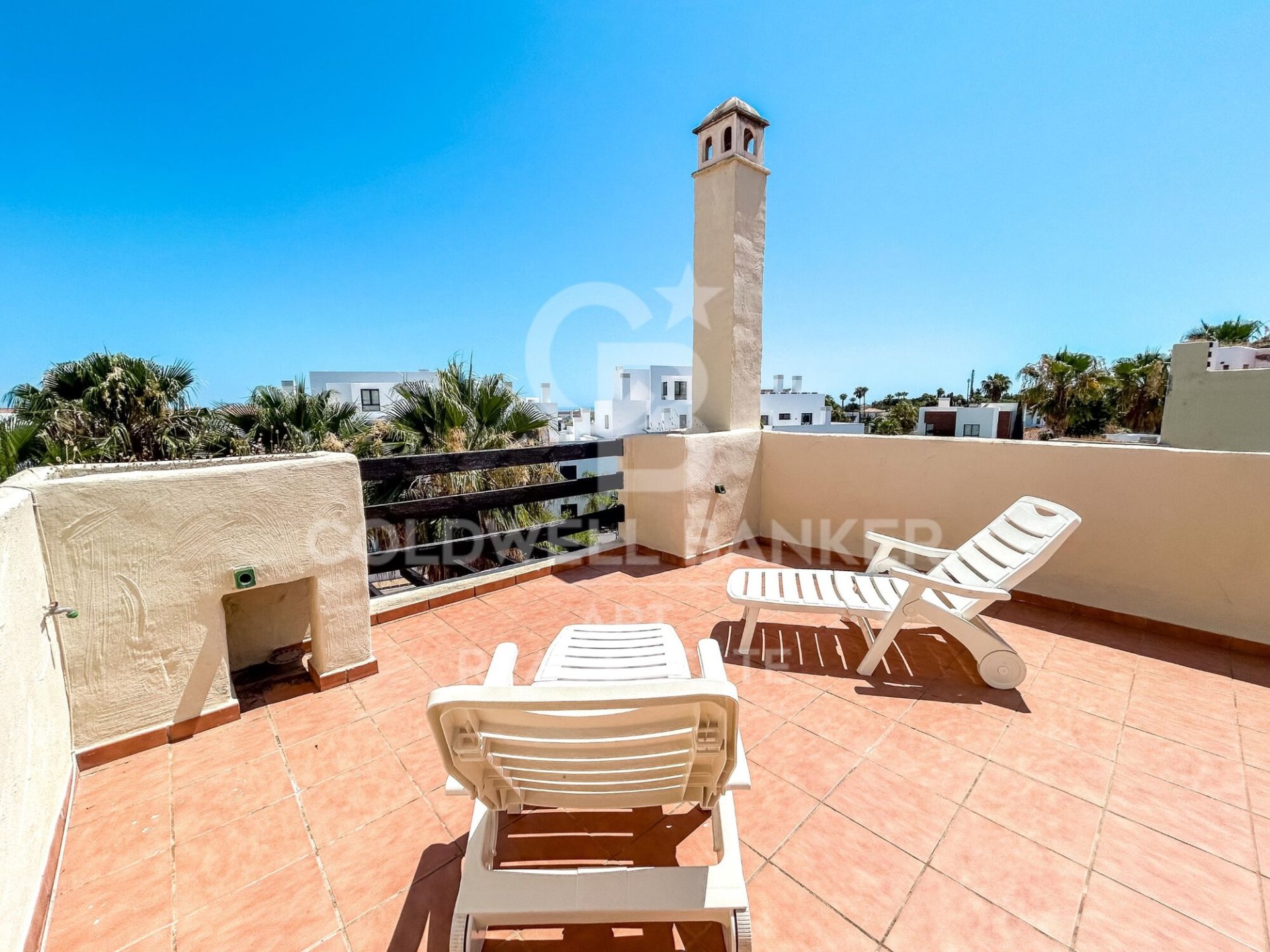 Lägenhet i Estepona, Malaga, Spanien 2 sovrum, 213 kvm. Nr. 158386