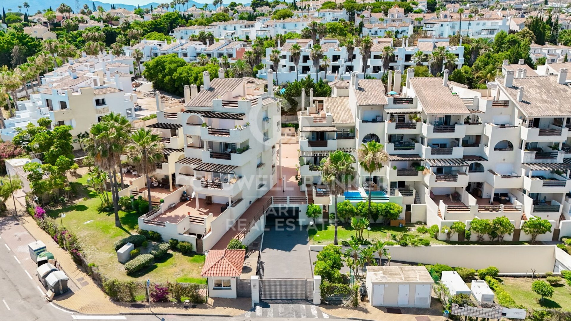 Lägenhet i Estepona, Malaga, Spanien 2 sovrum, 213 kvm. Nr. 158386