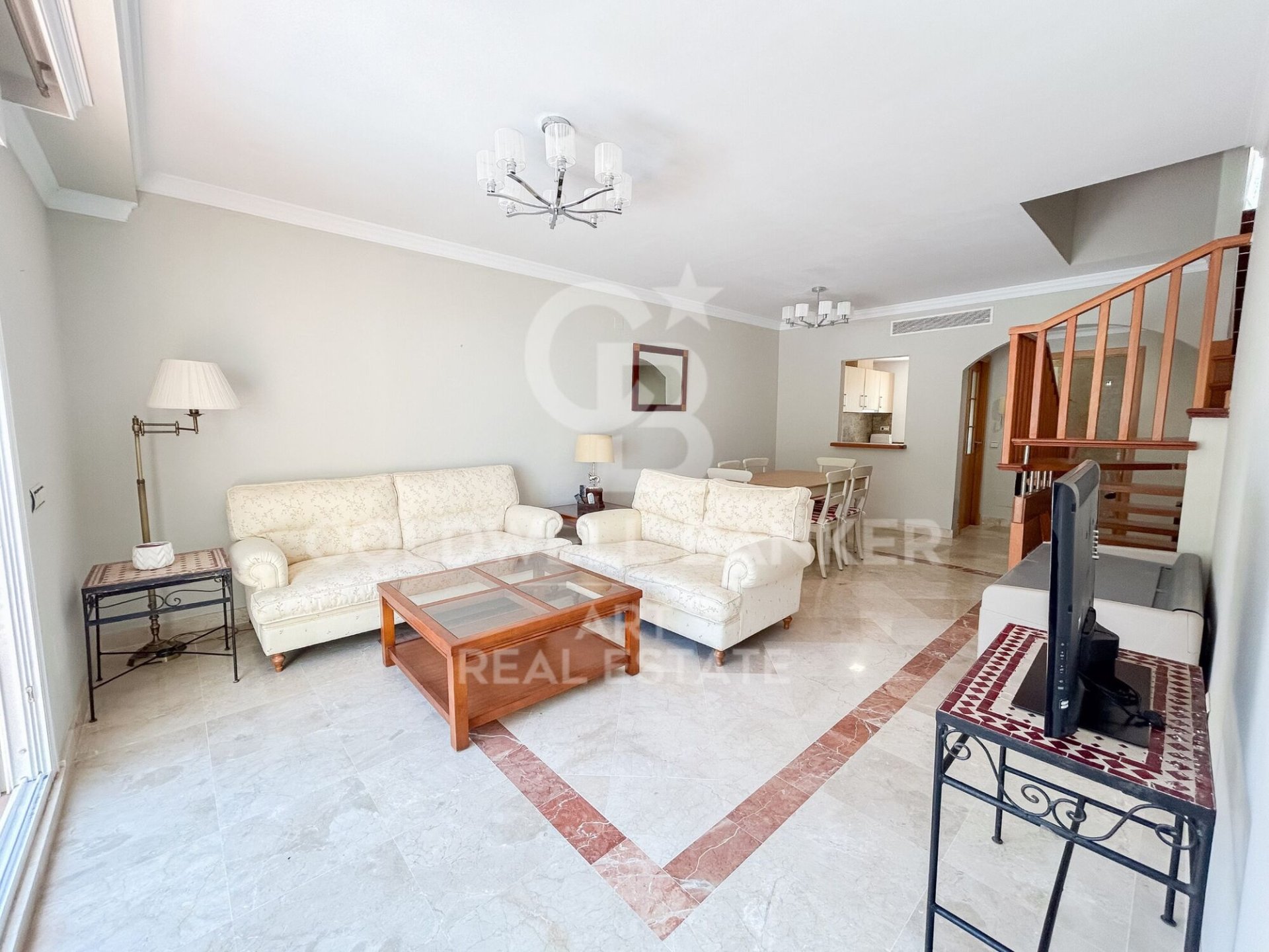 Lägenhet i Estepona, Malaga, Spanien 2 sovrum, 213 kvm. Nr. 158386