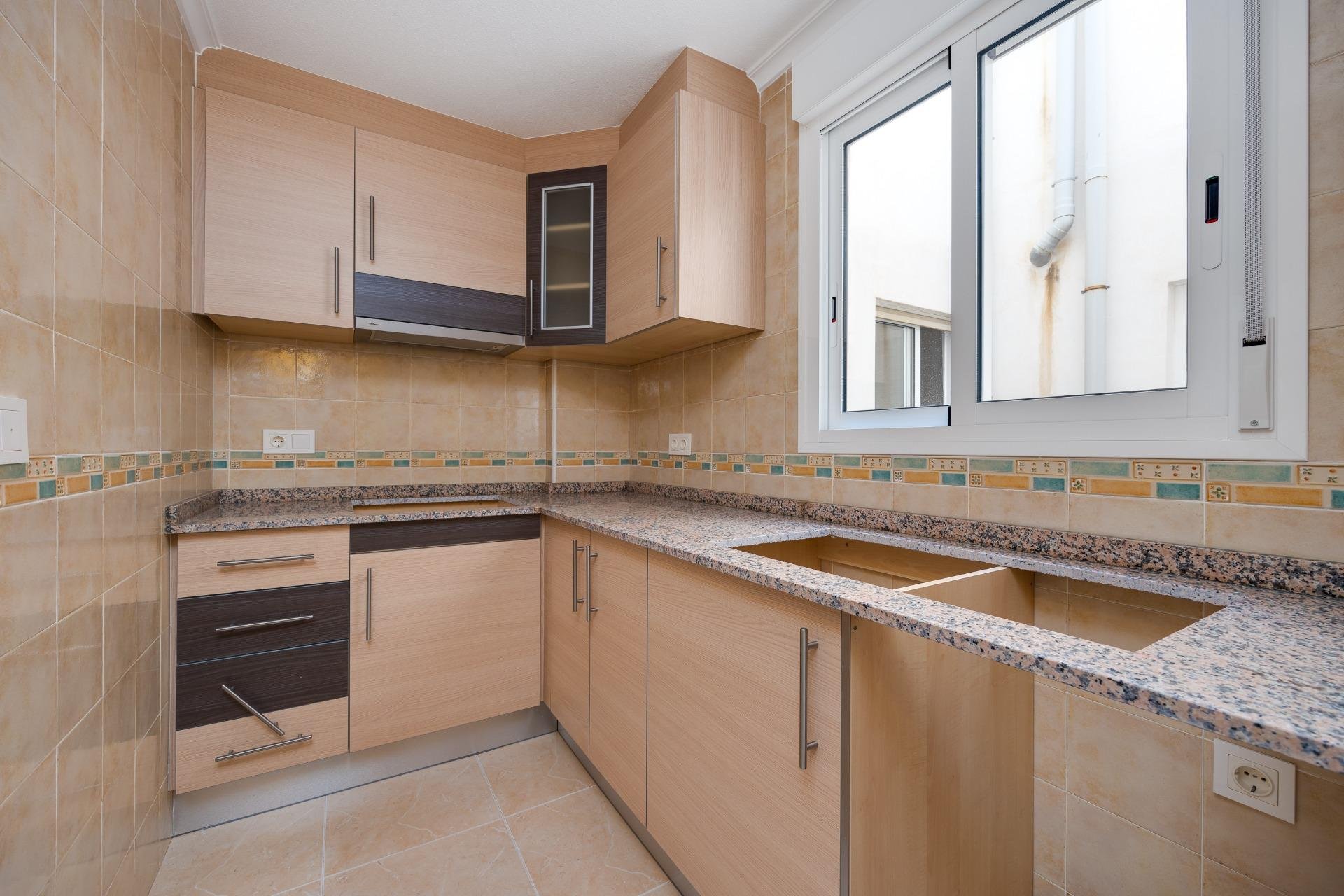 Квартира в Сан-Фульхенсио, Аликанте, Испания 2 спальни, 71м2 №187233