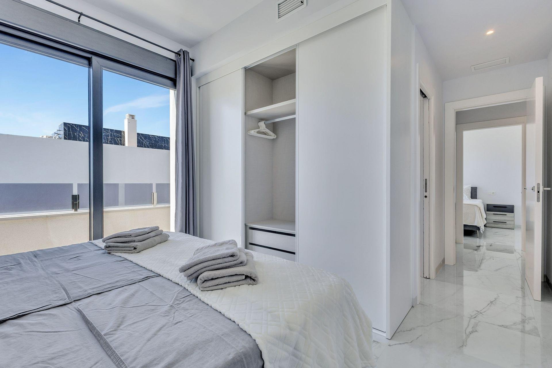 Villa en Torrevieja, Alicante, España 120 m2 No. 195884