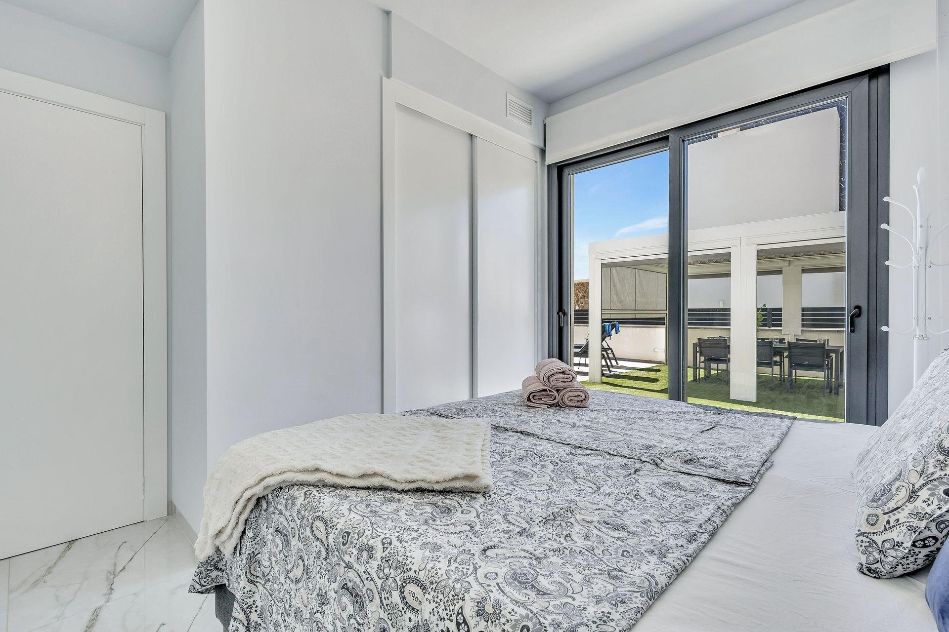 Villa en Torrevieja, Alicante, España 120 m2 No. 195884